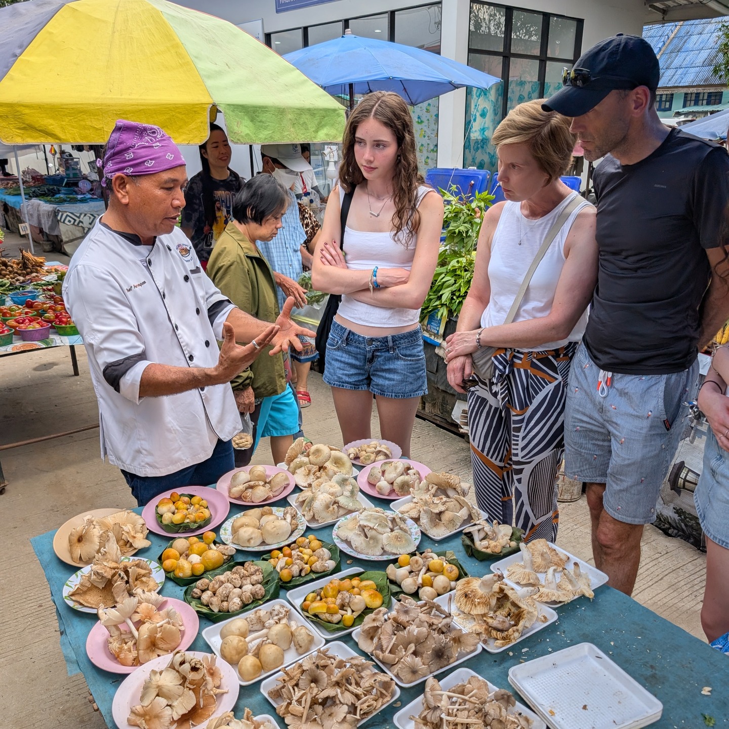 A perfect day in Chiang Mai: started with a colorful market tour, then learned to cook our favorite Thai dishes. From fresh ingredients to incredible flavors!
book our class here https://www.thebestthaicookingcourse.com/our-class
#ChiangMai #ThaiCookingClass #LocalMarketTour #Thailand #ThaiFood