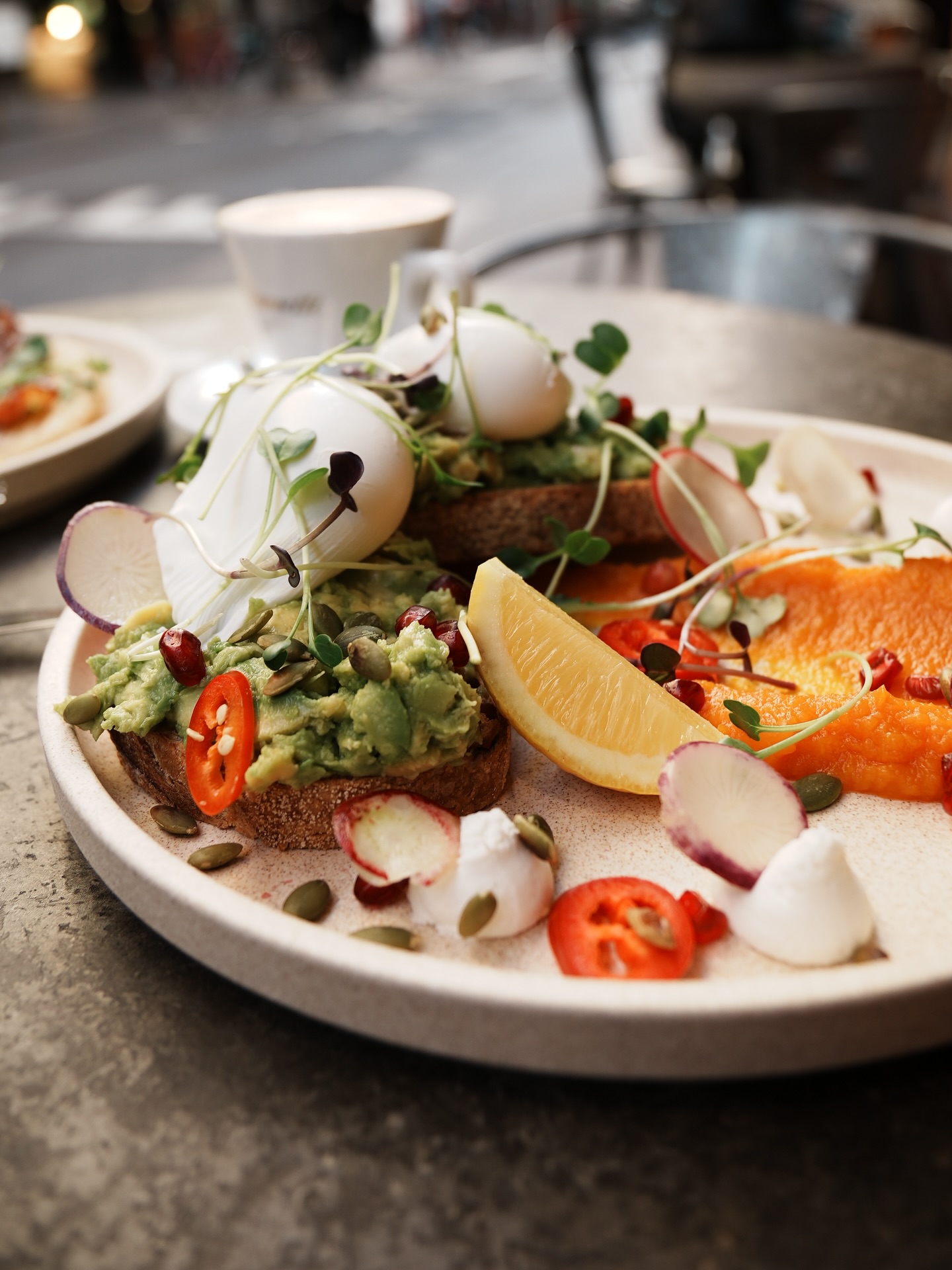 How do you start a weekend the right way?We’re all about a perfectly creamy smash avo and a good coffee… what’s your go-to?#BreakfastGoals #GustoDiMelbourne”#melbourne breakfast #flinders #featured