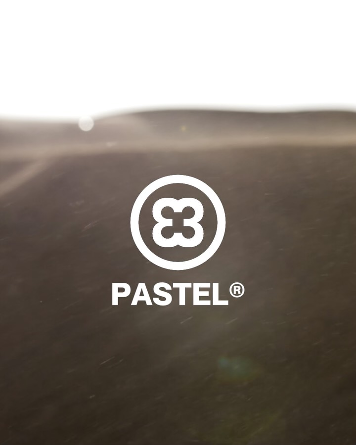 PASTEL®
Toni tenui, presenza forte.
Una tonalità tranquilla che suona forte: delicata per gli occhi, audace per l'ago.
Non tutto deve gridare per farsi sentire.
🦂Ora su vinylacy.com
#PressedByVinylacy