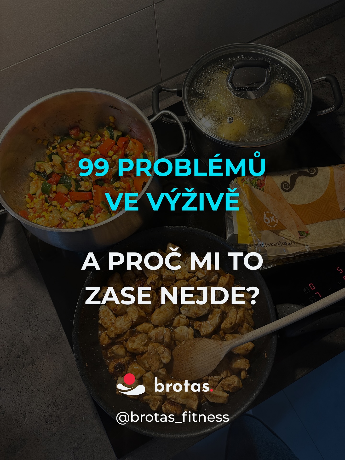 99 problémů ve výživě, aneb proč ti to zase nejde? 🤔
Každý den slyším, proč to nejde. A upřímně, většinou je to spíš otázka priorit než nemožnosti. Pojďme se podívat, kde jsou často problémy. ⬇️
❌ Nejčastější výmluvy:
1. „Nemám čas vařit.“
2. „V práci se nedá jíst zdravě.“
3. „Nestíhám nakupovat.“
4. „Rodina jí něco jiného, nechci vařit dvakrát.“
5. „Chci si užívat život, nechci se omezovat.“
✅ Řešení, která fungují:
1. Jednoduché recepty do 15 minut zvládne každý (stačí 3–4 suroviny).
2. Do práce si jídlo prostě připravíš. Nikdo nečeká 5ti chodové menu, stačí krabička.
3. Nákup zvládneš jednou týdně, když máš seznam.. a ušetříš čas i peníze. PS vždy stejně nakupuješ to podobné.
4. Základ jídla může být stejný pro celou rodinu, jen si doladíš porce.
5. Zodpovědný život není o zákazu, ale o rovnováze. Nikdo ti nebere pivo nebo dort, jen to nejíst denně a znát správnou míru.
Otázky na vás:
Jaké výmluvy slycháte nejčastěji vy?
A jaký je váš postoj ke zdravému stravování, když se na to podíváme selským rozumem? 🤗
#vyziva #zdravastrava #zdravyzivotnistyl #hubnuti #fitnesscz #jidelnicek #selskymrozumem #krabicky #prace #zivot #zdraverecepty #fitrecepty #recepty #zdravinavyky #motivace #silovytrenink #fitnessczech #zdravizivot #dieta #vyziva #hubnuti #svaly #sila #fitnesssczech #czechfitness #edukace