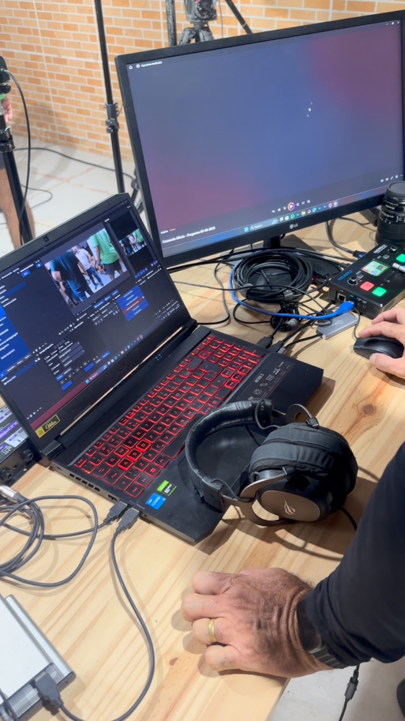 Bastidores do Café Impresso com a participação de @antoniosaviosimoes @betoferreirac @rev.pedro.lino @ipgracas