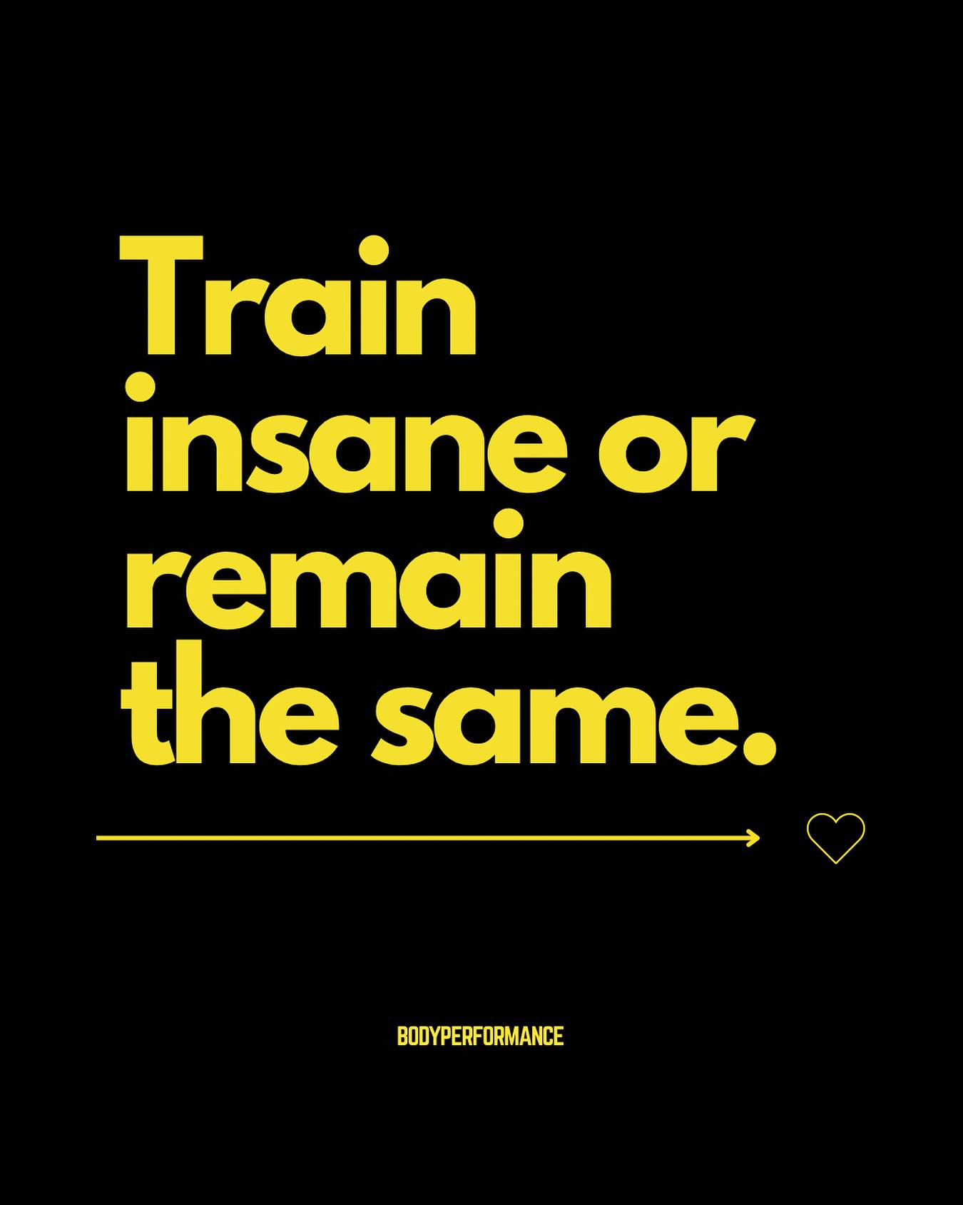 Egal ob im Training oder im Alltag – gib alles, wenn du etwas verändern willst!🔥
Wir wünschen euch ein schönes verlängertes Wochenende! 💛💪