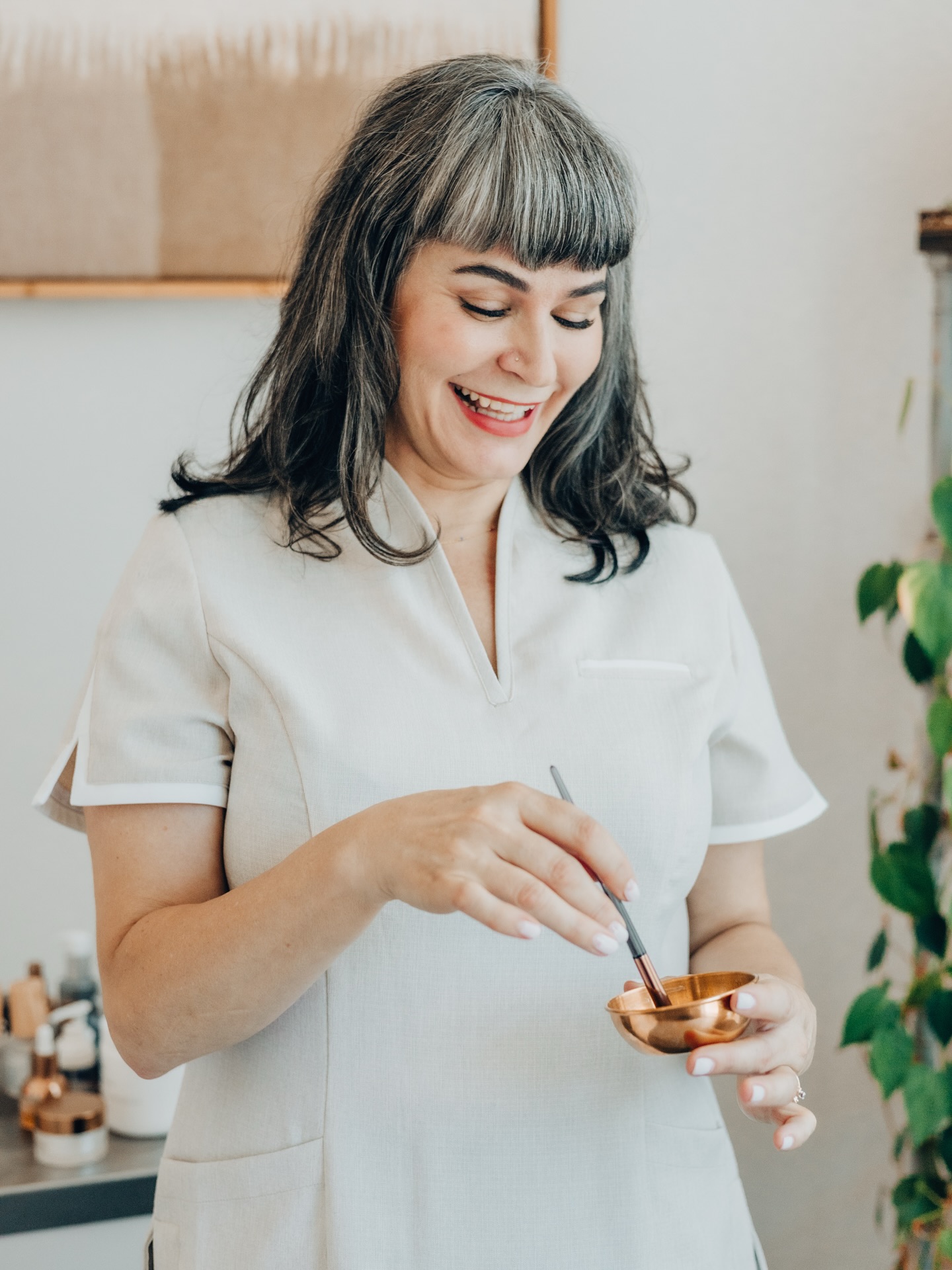 We’ve fluffed the pillows, warmed the towels, and lined up the glow-inducing goods. All that’s missing…is you!
Step into your treatment room, take a deep breath, and let us work our magic. Your only job? Close your eyes and enjoy every blissful minute. ✨
#santacruzfacial #dermabella #skintreatment