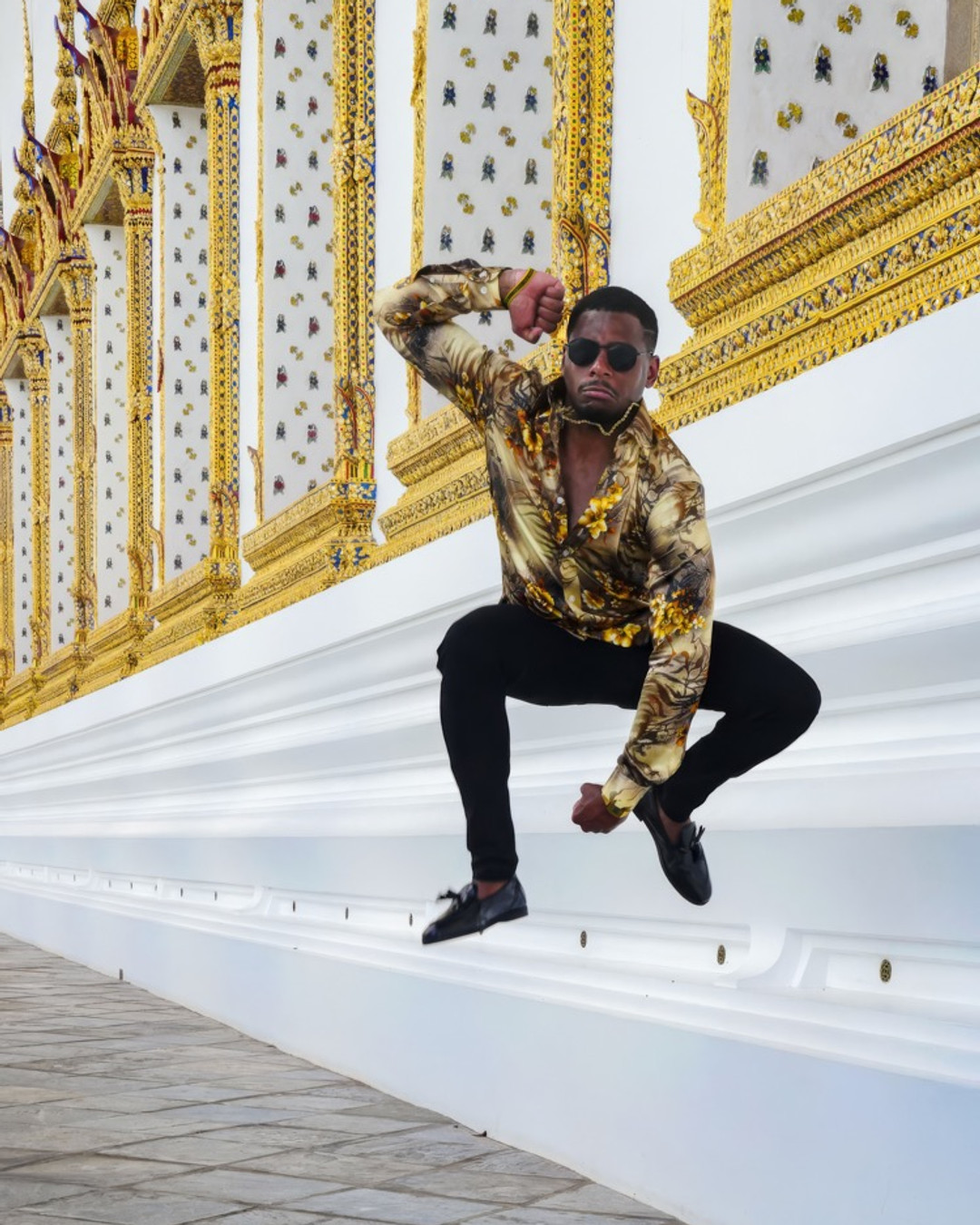Behind a gleaming golden gate, a serene Buddha statue offers a tranquil gaze, a moment of profound peace partially veiled from the bustling world outside. This image perfectly encapsulates the magic of exploring Bangkok hidden gems—sacred spaces and quiet corners that lie just beyond the well-trodden tourist paths. Our bespoke Bangkok photo tours are designed to guide you to these authentic cultural treasures, revealing the city's soul one secret temple at a time. Join us to venture off-the-beaten-path in Bangkok and capture the serene beauty that many travelers miss, creating memories and photographs that tell a deeper story of this incredible city.
#walktalkphoto #BangkokPhotoTour #BangkokHiddenGems #ExploreBangkok #OffTheBeatenPath #BangkokPhotography #AmazingThailand #TravelPhotography #SecretTemple #SpiritualJourney