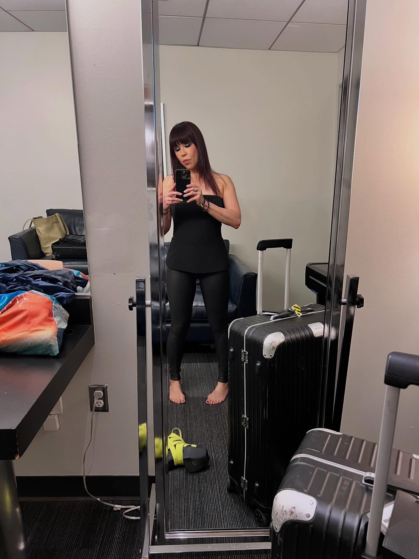 Show #7 @kinggizzard @hollywoodbowl .
.
The obligatory fit check, my fave sign, the boys trying their hand with my magic wand, stage shenanigans and some post-show time w friends.
.
The Bowl is one of my favorite stages in the world and it’s always amazing to be back. A magical night ✨✨✨.
.
#hollywoodbowl #conductor