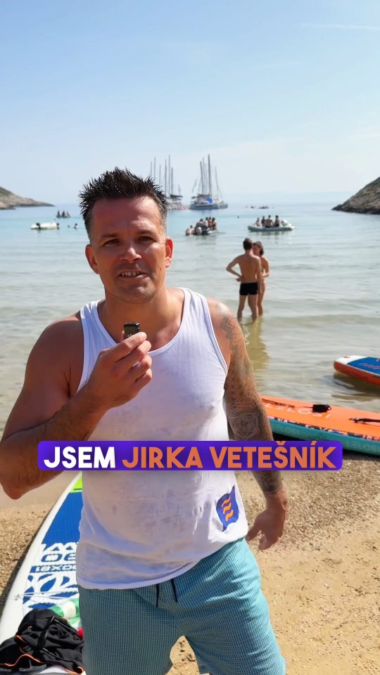 🌊 Dech. Pohyb. Růst. Komunita.
@budveflow je rostoucí komunita lidí s podobným mindsetem. V červnu jsme vyrazili na týdenní plavbu po ostrovech Chorvatska s více než 200 lidmi na 18 lodích.
Jako lektor dechu a pohybu jsem měl čest být součástí tohoto jedinečného dobrodružství. Energie, která tam vznikla, se slovy nedá popsat 💫
🎥 Tady je malý kousek toho, co jsme společně prožili.
Diky @tomaszdrazil za tvoření projektů s přesahem.
#BudVeFlow #breathwork #movement #flowstate #community #mindbodyspirit