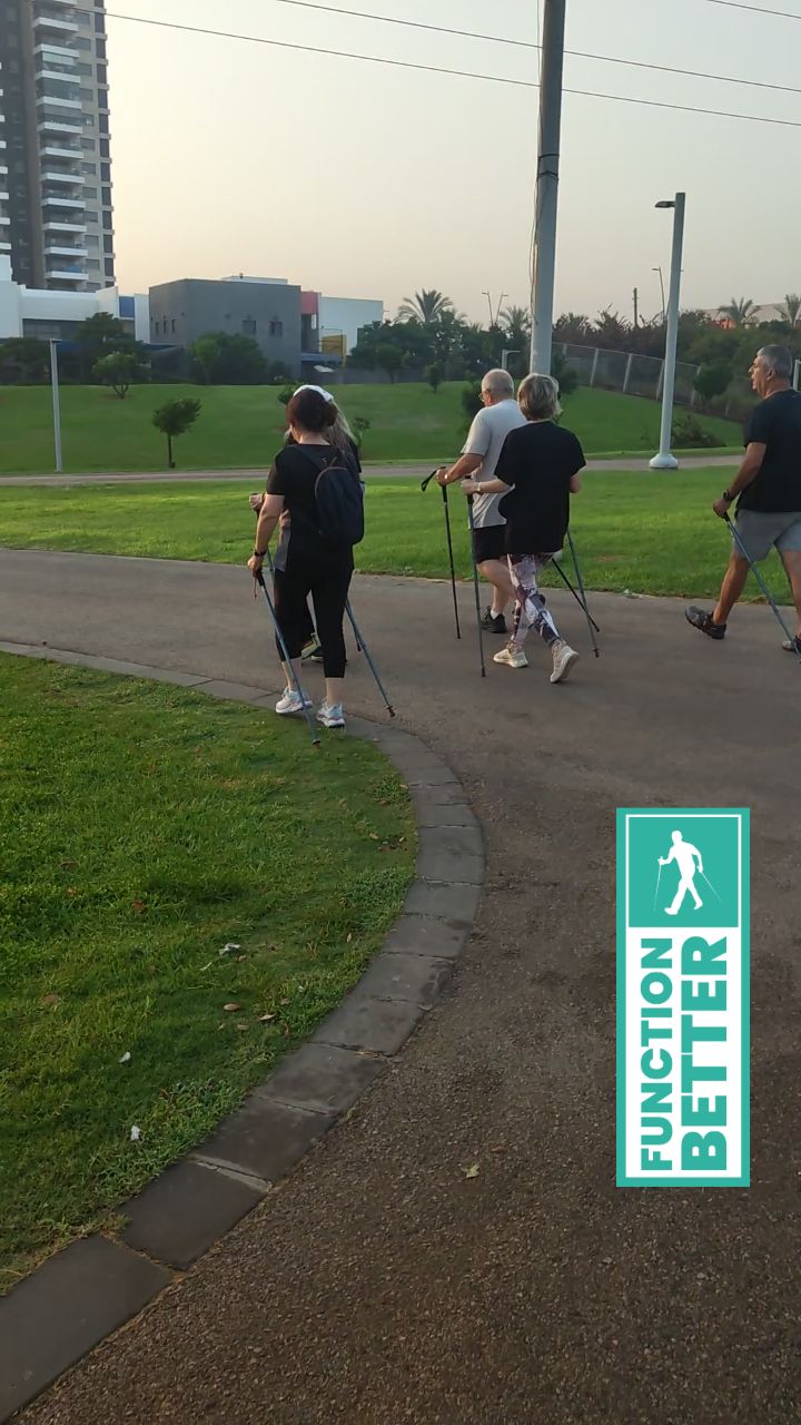 לפתוח את הבוקר בהליכה נורדית ⛰️🌳👣❤️