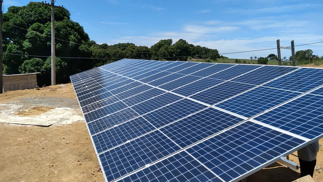 Quer saber como lucrar com energia solar sem investir nada? Conheça a nossa solução inovadora! 🌞💰 Link in Bio