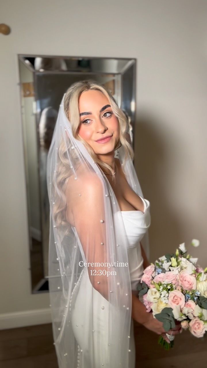 Let’s talk timings ✨
We aim to have you ready an hour before your ceremony time - earlier if travelling to the church/venue.
For this gorgeous bridal party, @codie_symons_bridal assisted me and we had everyone ready by 11am – leaving time for first looks, photos & a calm start to the day.
✨ Top tips:
• Be ready for your turn
• Have inspo pics handy
• Hair 100% dry
Smooth mornings = stress free brides 💍✨
Dream Team //
@hannahmaymakeupartist
@codie_symons_bridal
@danielleveitch
@seanraymondfilms
@hwattsflorist
@kivaandzenbridal
@shilstoneweddings
.
.
.
#bridalhairstylist #bridalhair #bridetobe #destinationbridalhairstylist #destinationwedding #timelessbrides #trendingbridalhair #ukbridalhairstylist #modernbrides #weddinghairstylist #weddingmorning #weddingmorningtimeline