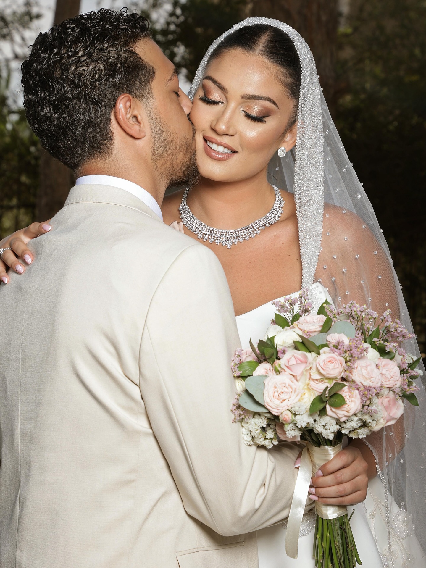 Our bride who didn’t just wear the gown, she radiated magic @sayed_ghina 🕊️
Wishing this breathtaking couple a forever filled with love and laughter 💕
#novabellabride #weddingdress #couture #couple #luxurybridal #bridalgown