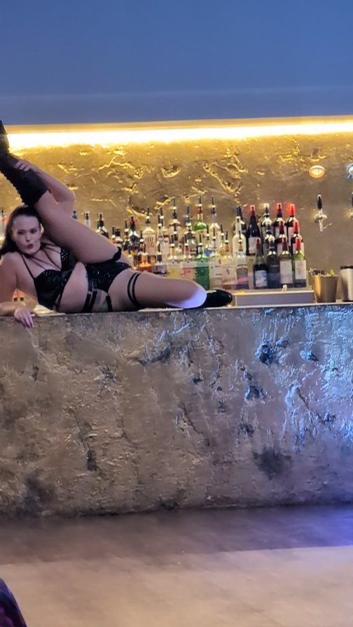 Forgive me father for I have sinned 🙏 The New Chapel is a lovely venue in Sleaford, with regular entertainment, amazing food and lovely staff! Go check them out @thenewchapel
Thank you to those who travelled in to perform ✨ @cvictoriarose @phoxyqurvy @mzdianalavish @babybel_burlesque @alexastar_rebel @wanda_eclipse
#BurlesqueShow #LiveEntertainment #Sleaford #TheNewChapel #BurlesuqeEvents #BurlyLife #CosyCabaret