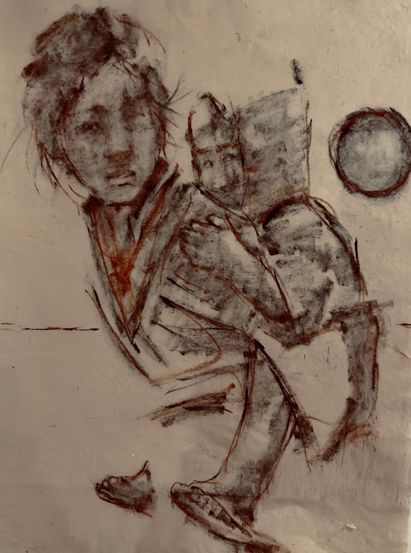 Wrapped up. 2025
Charcoal on Giay Do