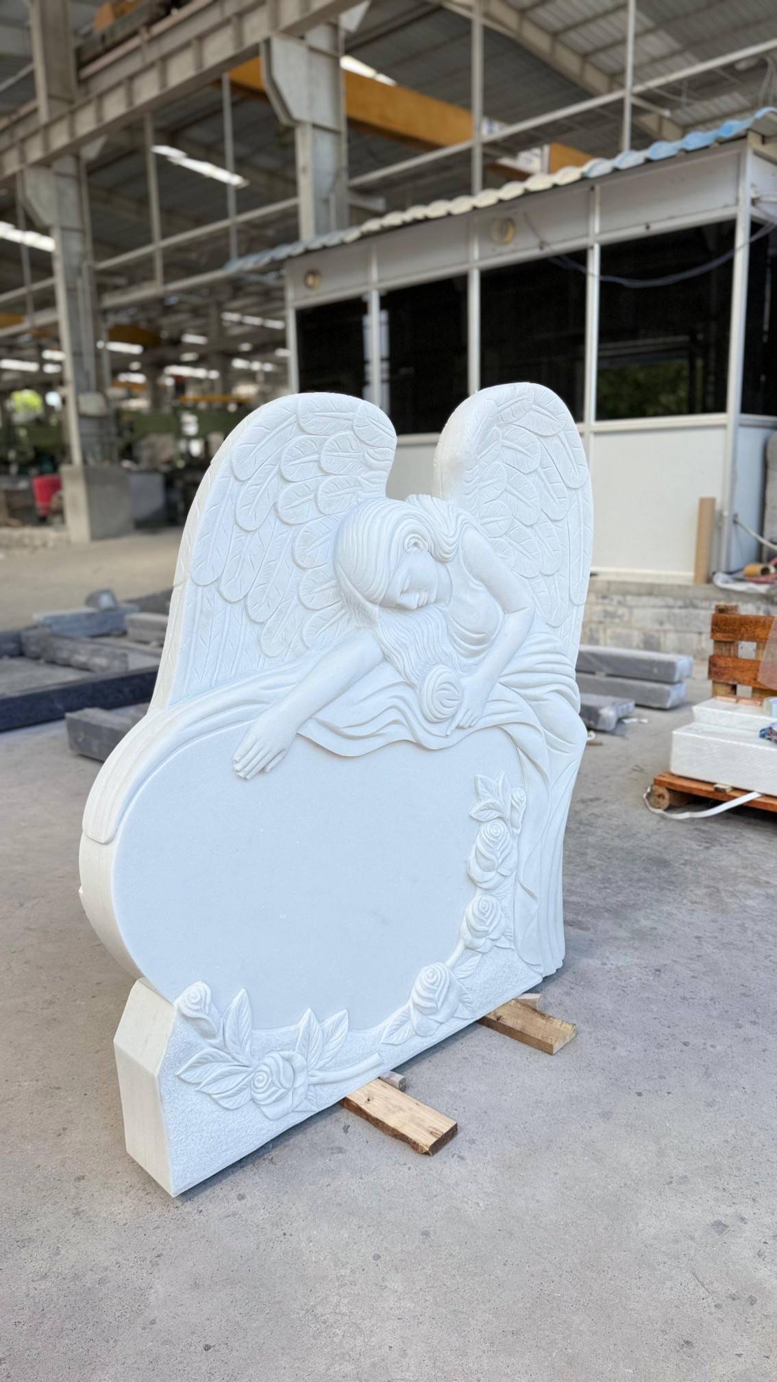 Indian White marble angel headed to Europe!
Whatsapp: +919940042621 for enquiries and partnerships!
#granitemonuments #granitetombstones #granitemanufacturers #graniteexporters #granitecemetryproducts #granitequarry #india #chennai #granitemanufacturersindia #Monumentmanufacturersindia #gravestone #sculpture #friedhof #grabstein #naturstein #grabmale #naturalstone #graniteslabs #angelornament #angel #absoluteblack
