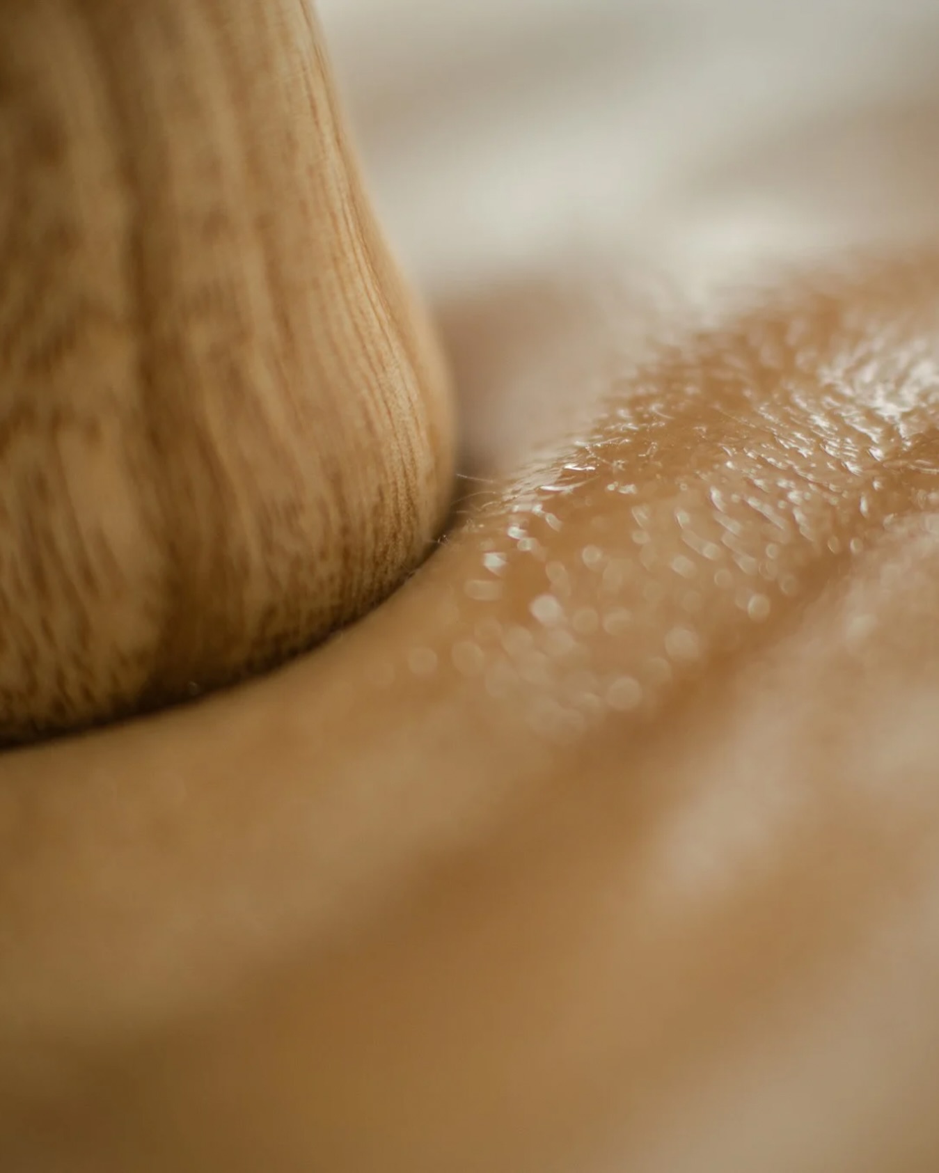 ✨ Regálate un momento solo para ti ✨
Nuestros masajes relajantes y descontracturantes, acompañados de baquetas de bienestar, equilibran tu energía, liberan tensiones y devuelven armonía a tu cuerpo y mente. 🌿💆♀️
Porque cuidarte no es un lujo, es tu forma más auténtica de bienestar. 💫
#Bienestar #Relajación #SpaLife #Equilibrio #CartagenaSpa