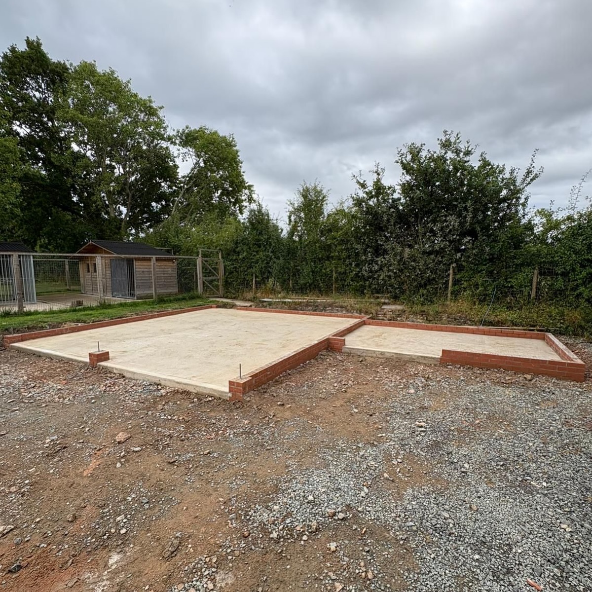 A carport base ready for the next steps.
Are you planning to improve your home? Get in touch with us today, we’re a Shrewsbury based builders!
•
•
•
•
#CMBuildingServices #ShrewsburyBuilders #ShropshireConstruction #HomeRenovationUK #HouseExtensions #PropertyRefurbishment
#NewBuildHomes #ReliableBuilders #LocalTradesmen #ShrewsburyHomes #BuildingDreams
#RenovateYourHome #HomelmprovementUK #brashireBusiness #TrustedBuilders #ConstructionExperts #HouseTransformation
#QualityCraftsmanship #UKBuilders #ShropshireLife #shrewsburybuilder #shropshire #shrewsbury
CM Building Services Shrewsbury builders
Shropshire construction
Home renovations Shrewsbury
Extensions and conversions in Shrewsbury
Local builder Shropshire
•
www.carlmorrisbuildingservices.co.uk