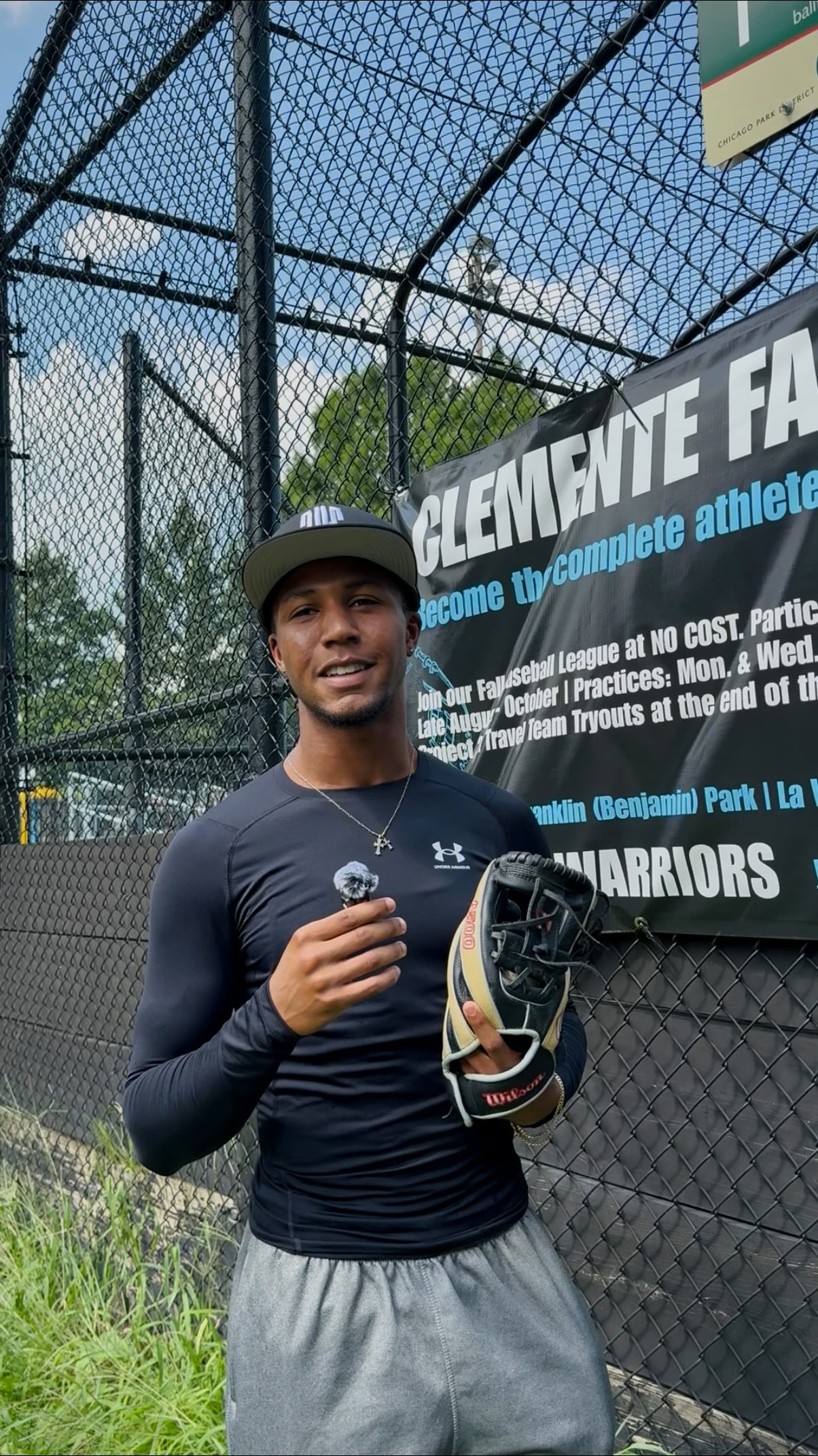 Say hi to Coach Antwan 👋 Urban Warriors is looking for youth interested in the sport of baseball for our Clemente Fall Ball league! Registration is STILL OPEN!
Catch us at FOUR parks in Little Village & North Lawndale: Douglass Park, Franklin (Benjamin) Park, La Villita Park, and Piotrowski Park 🌳
Most of our coaches are college athletes-- learn from the best 😎
Link in bio 🔗
#chicagobaseball #littlevillage #northlawndale #clementefallball