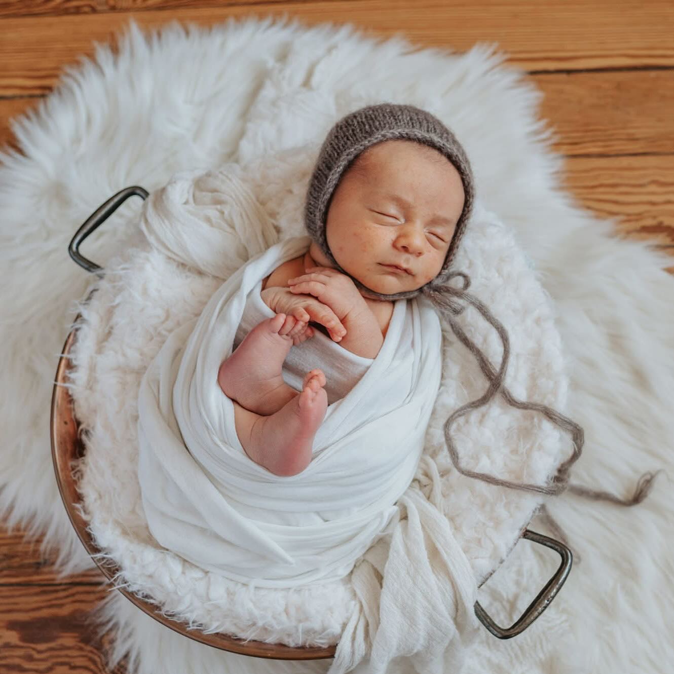 Un magnifique cadeau de la vie
#newbornphotography #nouveauné #babyboy #photographer #newbornphotographer #photographenaissance