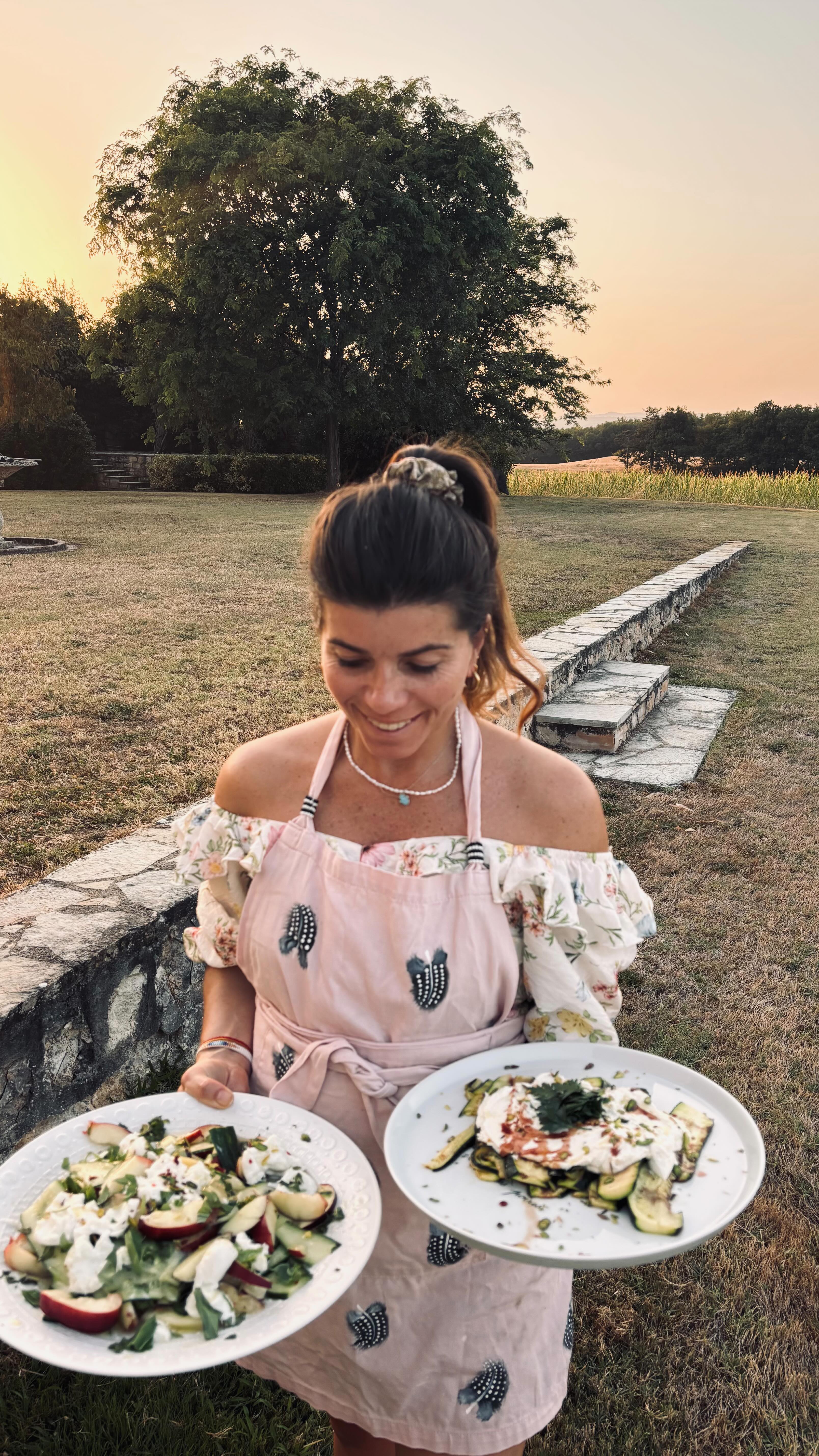 The Magic of Oustrieres ✨
8 days of fresh, seasonal meals in scorching 39 degrees most the week 🥵👩🏻🍳🐭
I love this Summer job; the family, the location and the fresh sunkissed French produce.
Baby Dolly got tired but also got lots of lovely attention and enjoyed Magnums, croissants and cheese 🍦🥐🧀
#summerchef #retreatchef #eatsleepcookrepeat #frenchlife #goodlife #havebumpwilltravel #bumplife #summer 🇫🇷