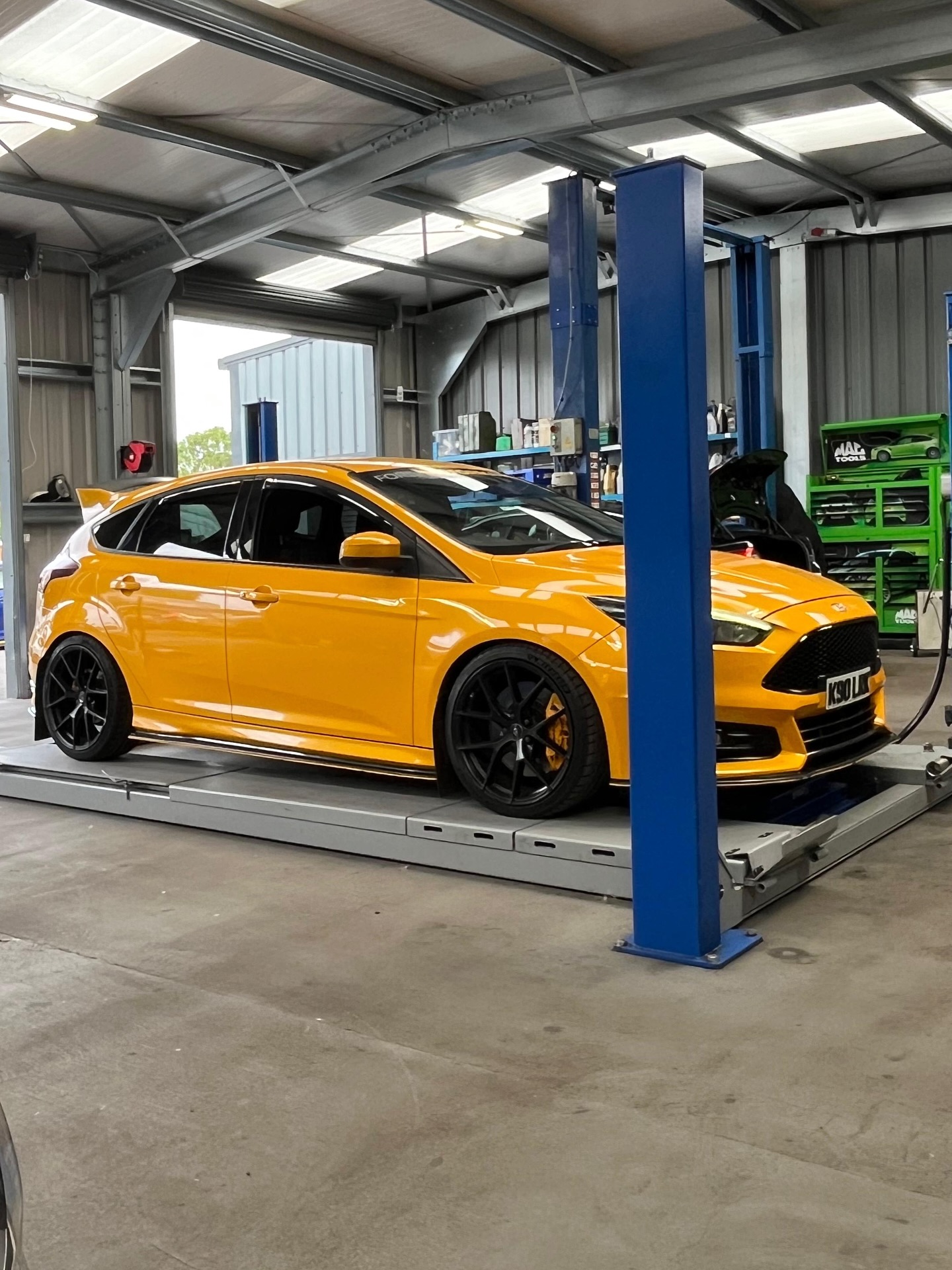 🔥 ST250 IN THE HOUSE! 🔥
This Ford Focus ST250 rolled into OC Motorsport for some serious upgrades and TLC!
✅ NGK 1-Step Colder Plugs – Keeping temps in check when the boost kicks in!
✅ Gearbox Oil Service – Smooth shifts, no compromises.
✅ MSD300 Stage 2 Remap – Unlocked hidden horses & sharper throttle response! 🐎⚡
✅ A/C Condenser & Turbo Oil Feed Pipe – Because reliability is just as important as power.
Want your ride to hit harder? DM us or drop by! 🛠️
#FordFocusST #ST250 #OCMotorsport #Stage2 #HotHatch #TurboUpgrade #TunedToPerfection #CarCulture #petrolhead #stoc
