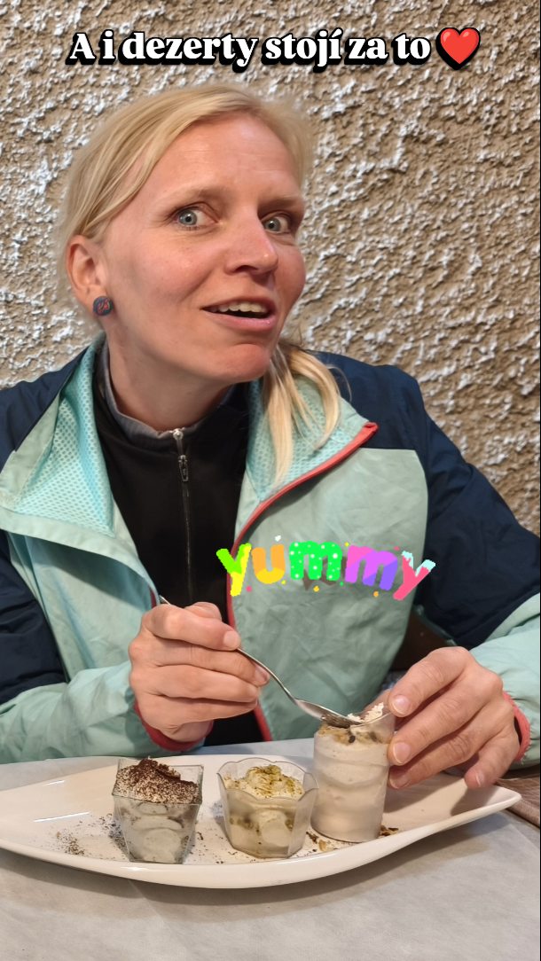 Kdybyste někdy byli v městečku Bezzecca, určitě si sem zkuste zajít. My se o to snažili pokaždé, když jsme tady byli, ale bez rezervace se nám to nikdy nepodařilo. Až 28.7.2025, kdy jsme využili toho, že bylo celý den pod mrakem a my jsme po cyklovýletu zkusili přijít hned na čas otvíračky... Worth to try! ❤️
#vimteamcz #visititaly #lagodiledro #ristorante #risotteria #bezzecca #foodporn