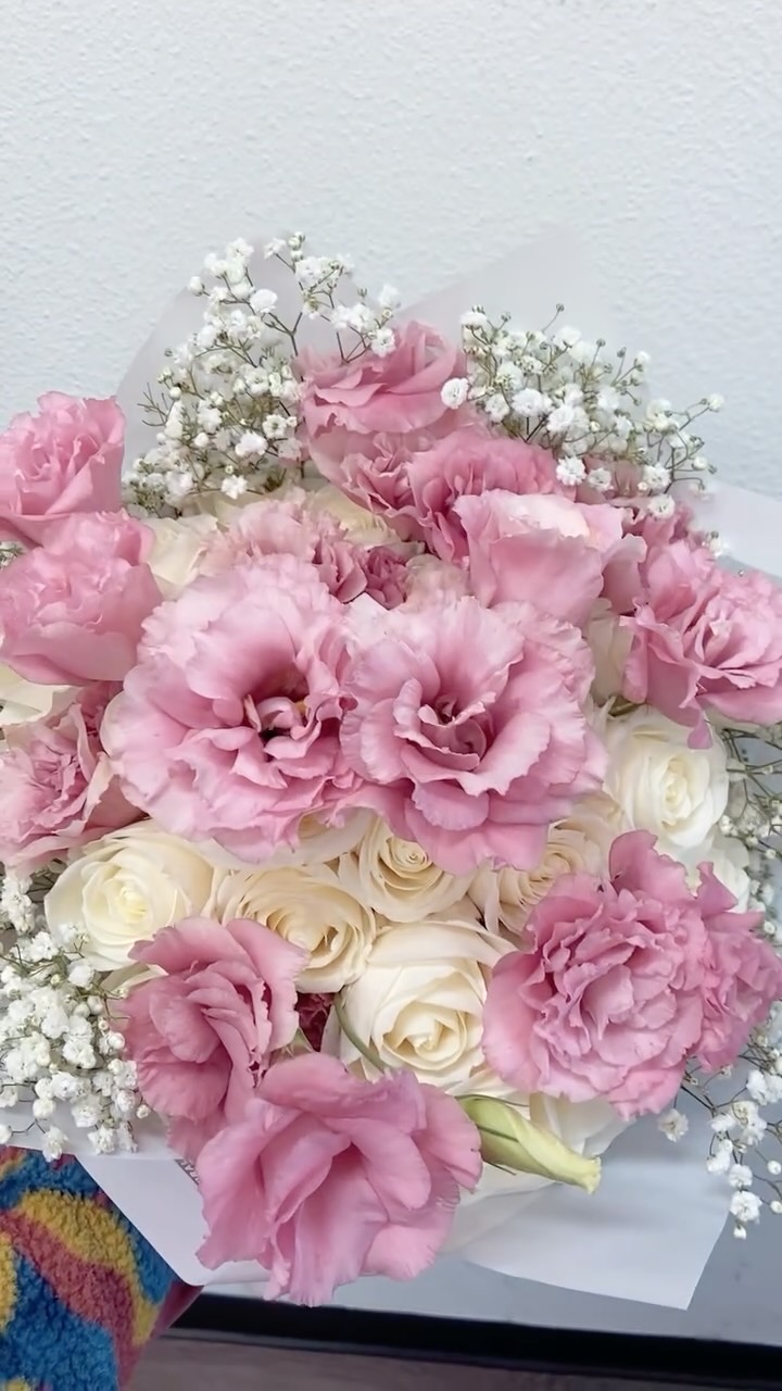 🌸lisianthus in bloom🌸