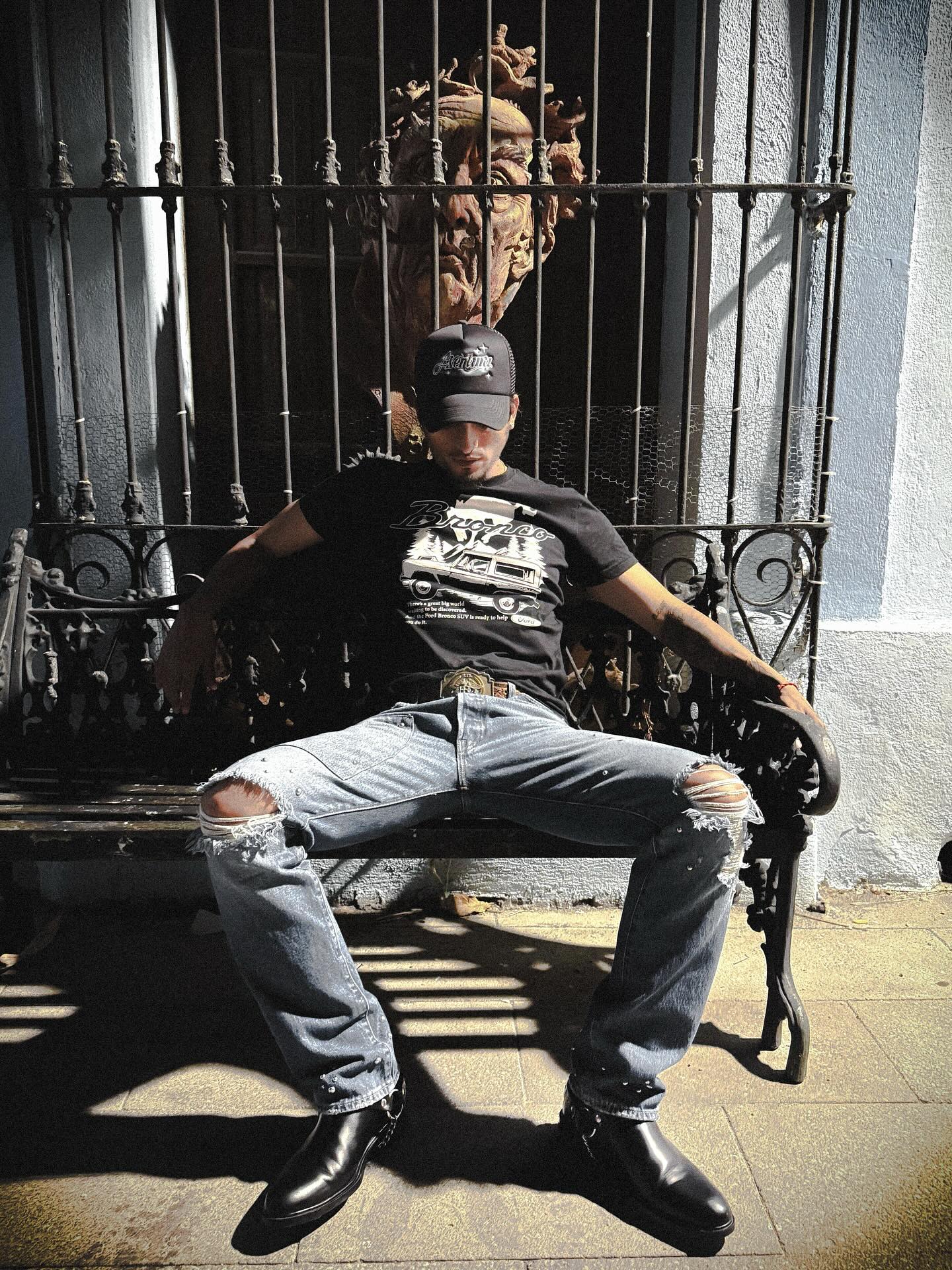 ⚡️🫰🏽🏜️⛰️