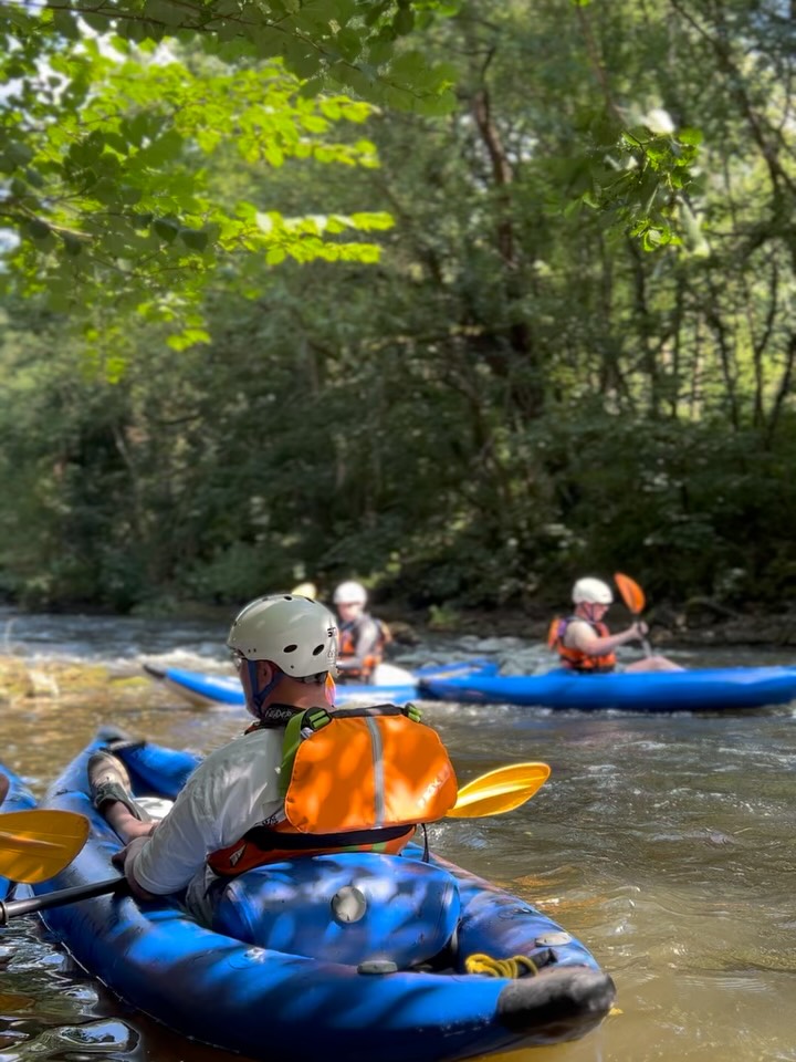 Summer kayaking on our Rapid Tour in #matlock
#adventure #kayaking #getoutside #summeractivities☀️