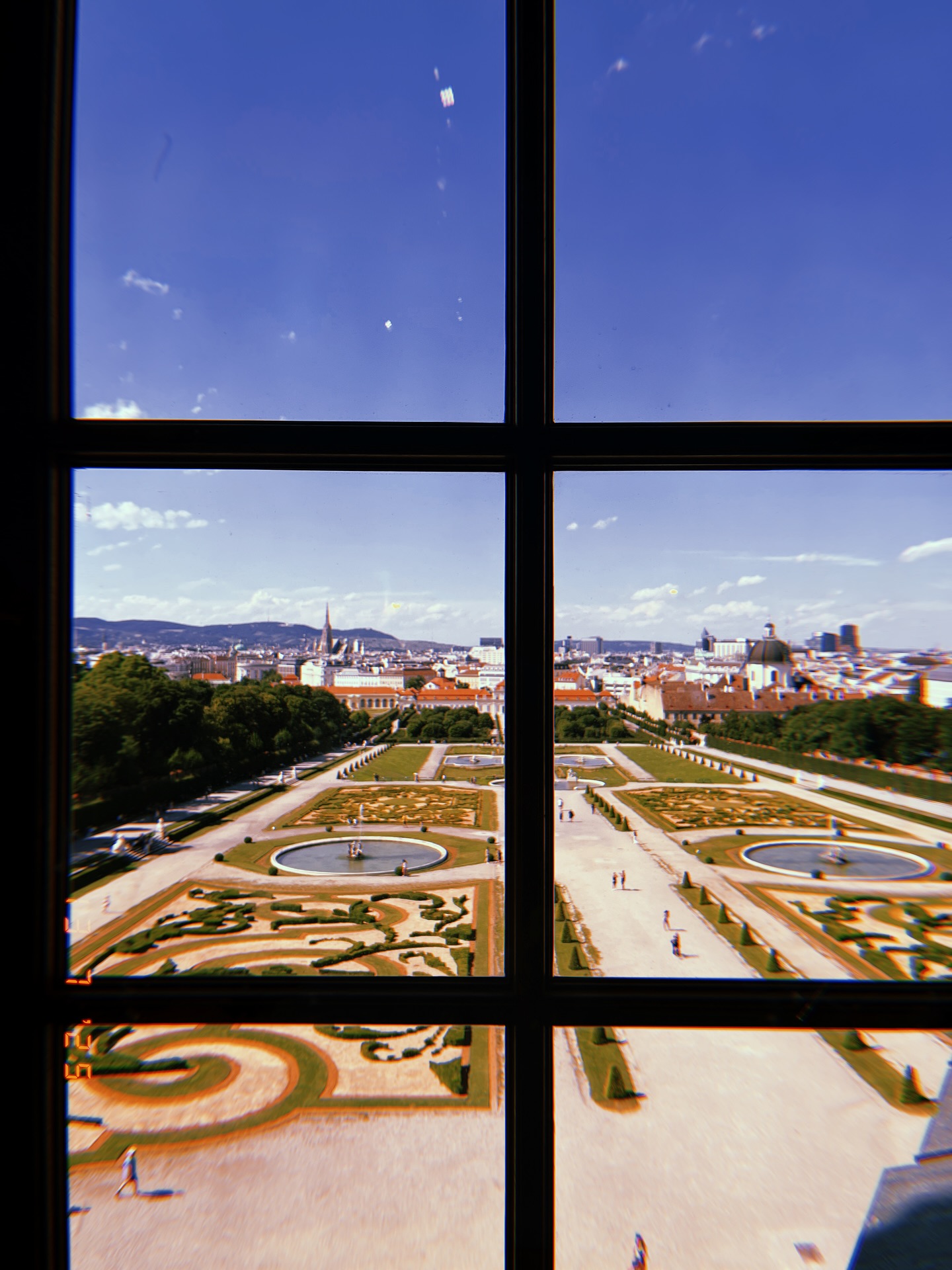 A little throwback to our time in Vienna ☀️
This weekend, the journey continues – first to charming Eltville, then to the beautiful Bonn-Bad Godesberg!
We hope to see you there! 🎶
Herzlich eingeladen!