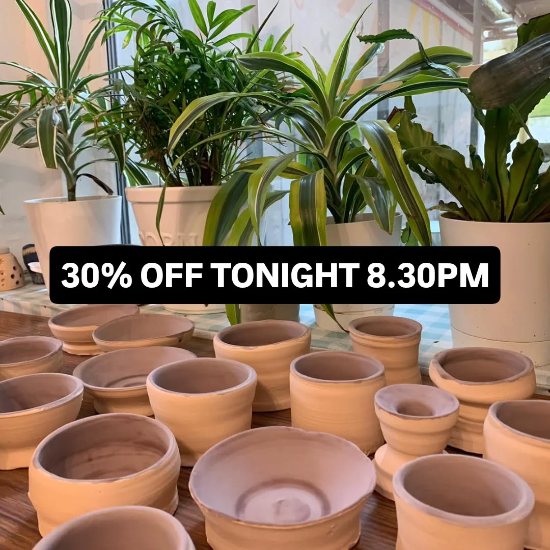 Just a few places left for our Pottery on the Wheel Taster Workshop at 8.30pm at The Fountain Head, North Street, Brighton. Just use TUESDAY30 at the checkout.
www.potteryandpints.co.uk
07514 788870