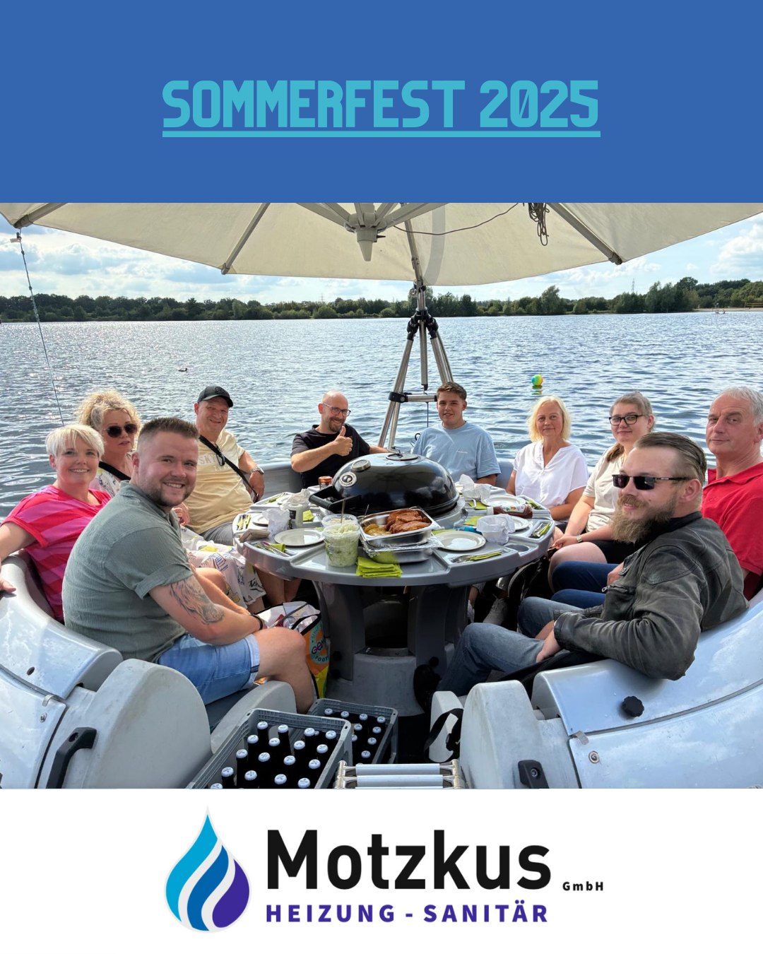 Sommerfest 2025 🌊🍔
Dieses Jahr haben wir unser Team mal ganz besonders überrascht:
Mit einem BBQ-Donut auf dem Lohner See! Grillen und schippern gleichzeitig, bei bestem Wetter! 🚤🔥
Zum Abschluss ging’s in unseren Garten, wo wir den Tag entspannt ausklingen lassen konnten. 🍹🌿
Ein Sommerfest, wie es sein soll: gute Laune, gutes Essen und ein starkes Team! 💛