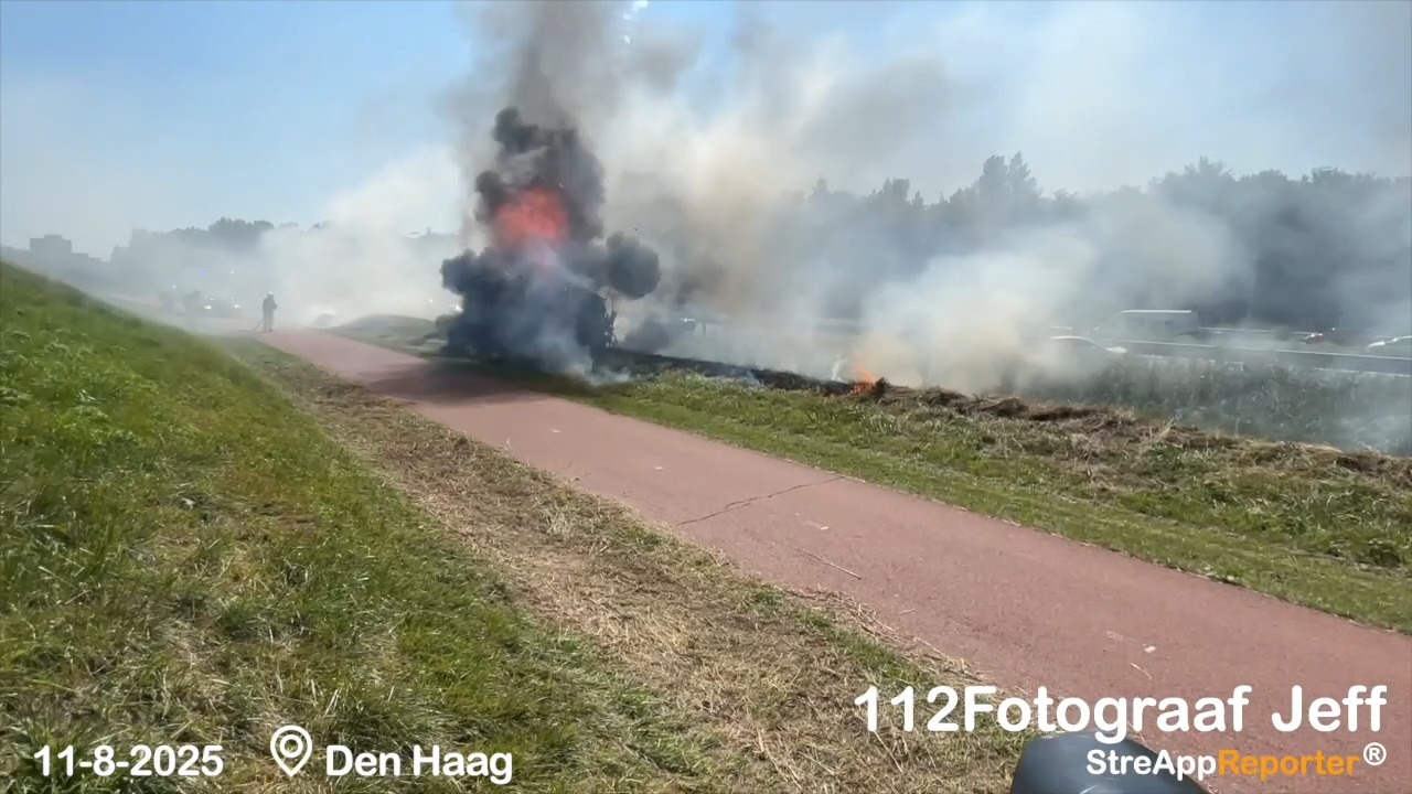 📣Wij zijn #streapp en tonen content van ooggetuigen. Bekijk de compilatie van afgelopen week. Nieuwsgierig naar het platform wat wij ontwikkelen? Volg ons!
#ooggetuige #p2000 #112fotografie #brandweer #ambulance #politie #berging #watiseraandehand #hulpverleners #rijkswaterstaat #handhavers #evenementenfotografie #denhaag #zierikzee #delft #vlissingen #lathum #zaltbommel