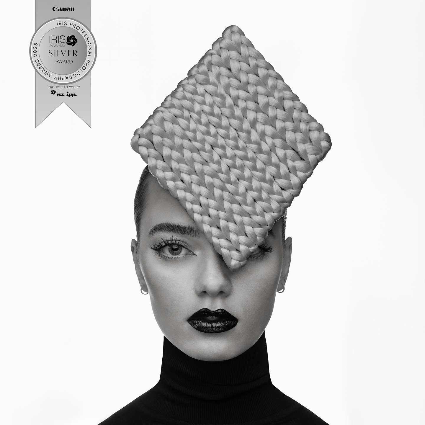 I'm so pleased to have gained a Silver award in the NZIPP Iris Photography Awards this month in the Commercial Category.
Model/MUA: @thirzasmith
Hair Art/Styling: @kyliehayeshairartist