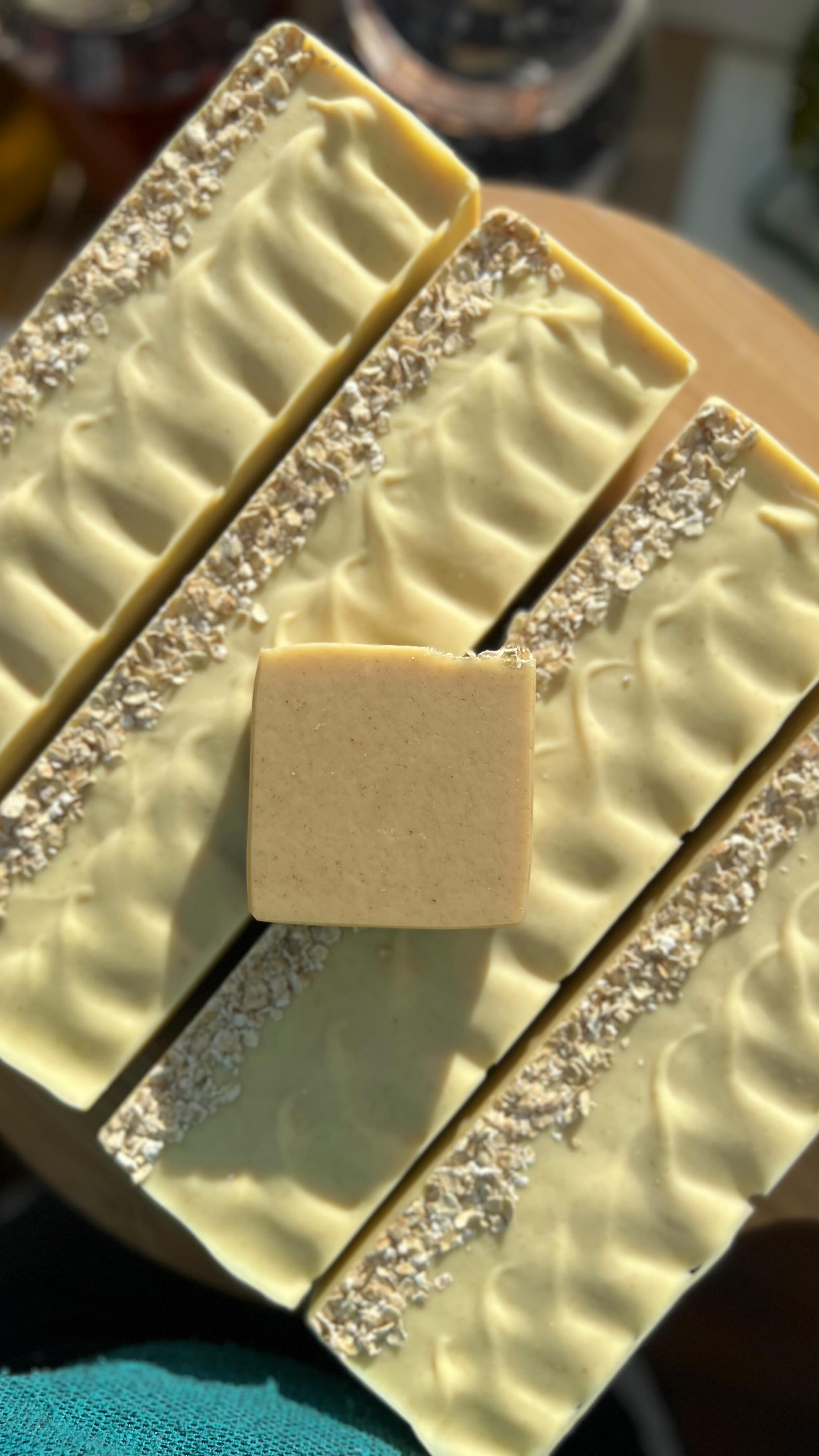 Discover the gentle goodness of our Oatmeal Goats Milk Soap, carefully crafted for sensitive and eczema-prone skin.
.
#MarshValleySoap #OatmealSoap #AllNaturalSkincare #IrresistiblySoft #UdderlyNatural #MadeInYorkshire #MadeInSheffield #SensitiveSkin #HandmadeSkincare #Handcrafted