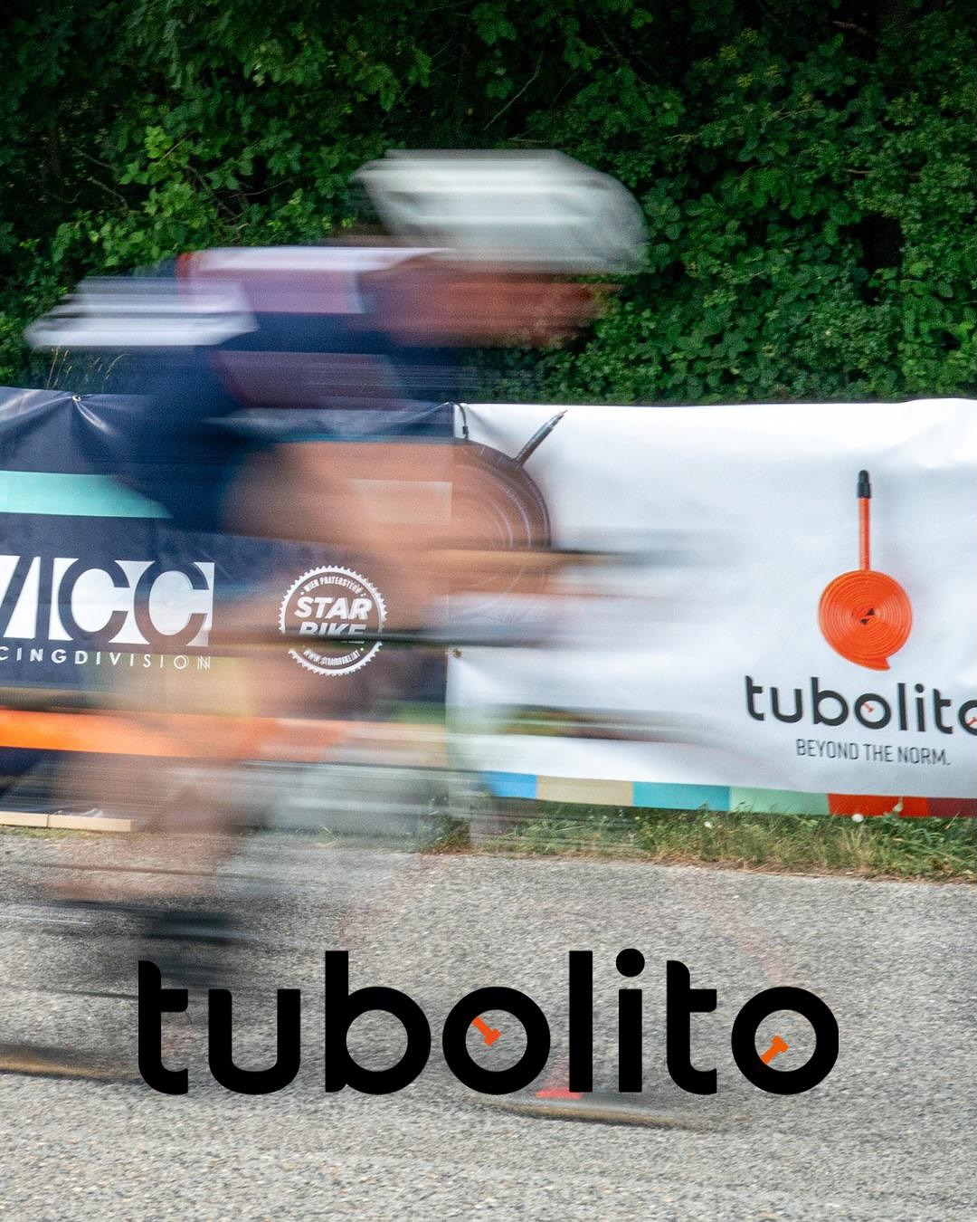 Light. Strong. Race ready. 🧡🚴♂️
When every gram matters and every second counts, we rely on @tubolitotubes
Ultra-light, extra tough – perfect for race days like VICC Race Day 5!
Huge thanks to Tubolito for the support and for keeping us fast and puncture-free – whether in a sprint finish or a solo breakaway.
📦 The special edition even made it into the goodie bags!
🎯 Don’t miss out: Tubolito prizes will be back at Race Day 7 on September 20th!
📍 Donauinselcup | VICC Race Days 2025
⚡️ More sponsor highlights coming soon!
#Tubolito #BeyondTheNorm #VICCRaceDays #DonauinselCup #LightAndTough #RaceSupport #SponsorLove #MoreToFollow #RaceDay7