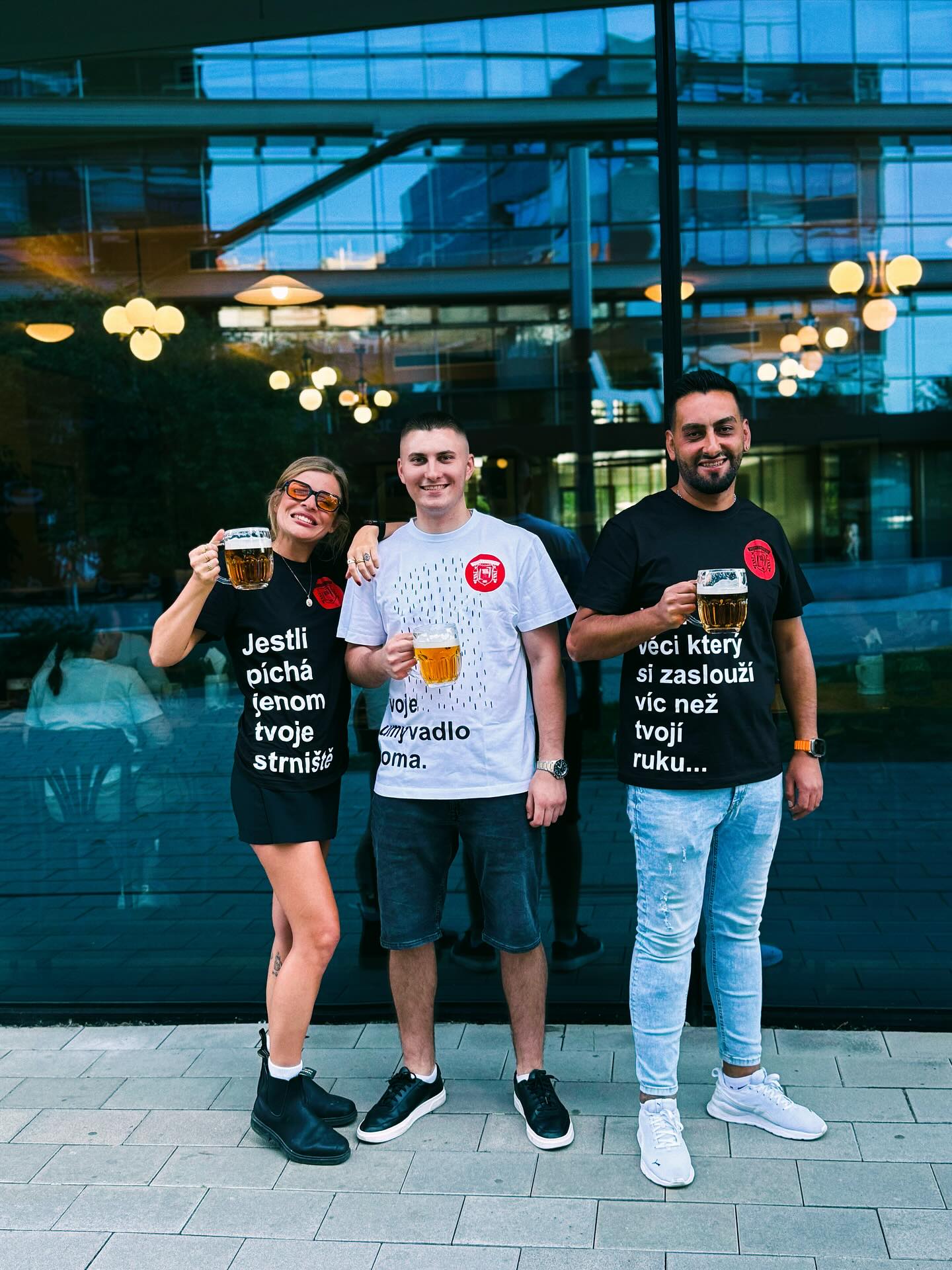 Dneska je to přesně 15 let, co jsme Vás začali dělat hedvábně hebkými. Kdo u nás dneska byl, asi už na to prišel 😉 děkujeme Vám za vše ❤️