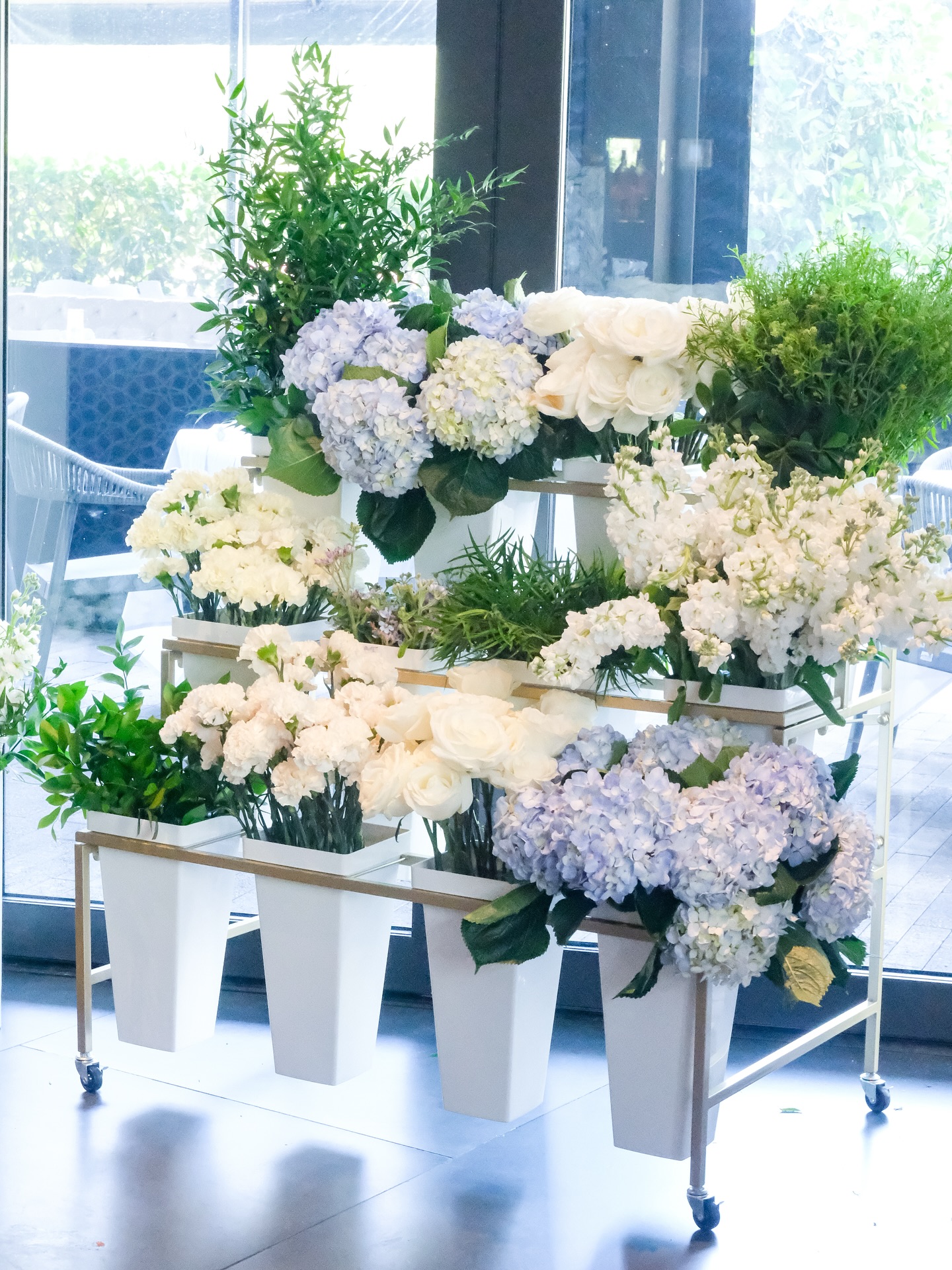 We love a flower bar, and your guests will love it too! ๐ฉตโจ
Itโs beautiful, interactive, give your guests something to take home and remember your special dayโฆ
Did we mention it is all custom? You can choose flowers, colors, add your custom vinyl (logo, monogram, quote!) and more!
Perfect for a social event or a brand event, it lights up a room and makes it all more fun! ๐ฉตโจ