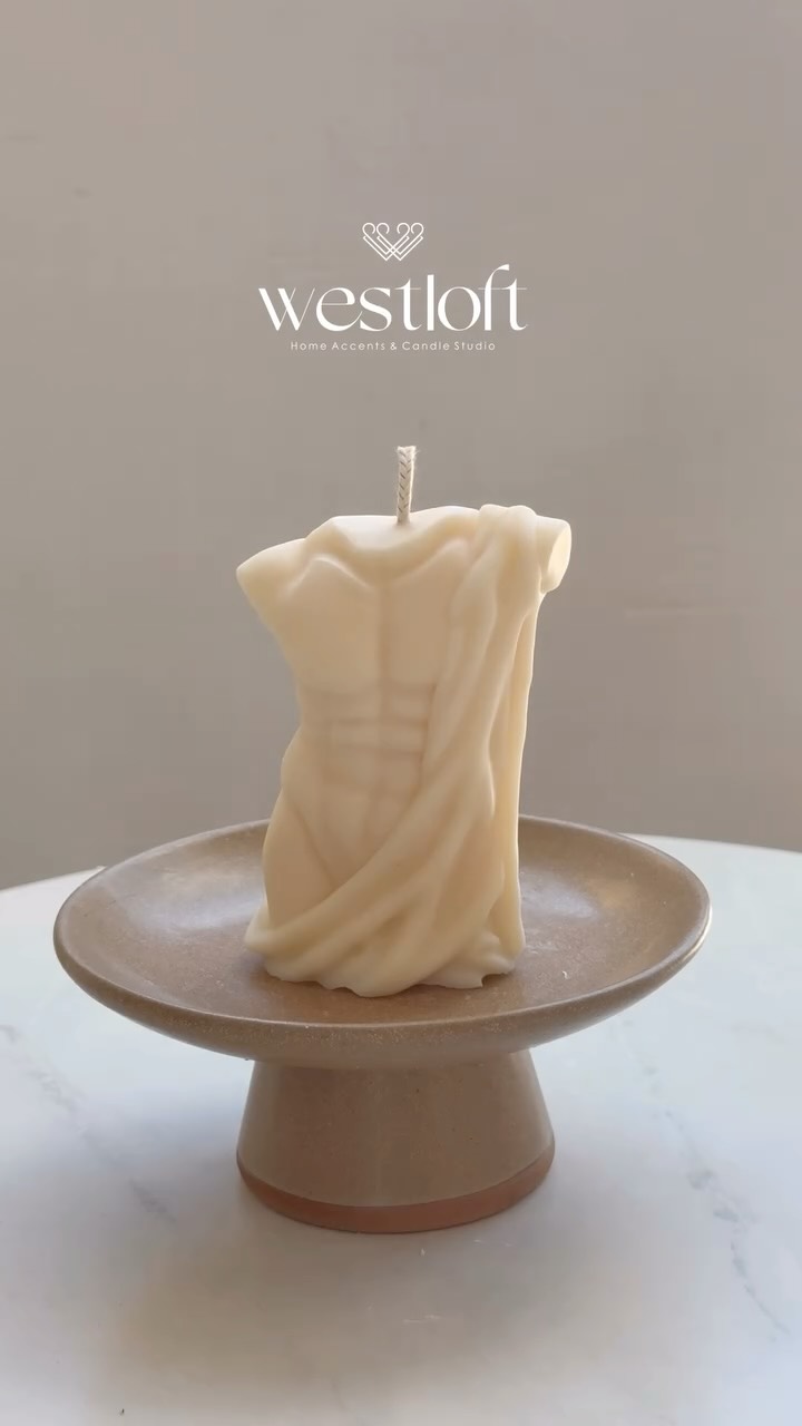 Some candles are basically works of art… like this one right here.