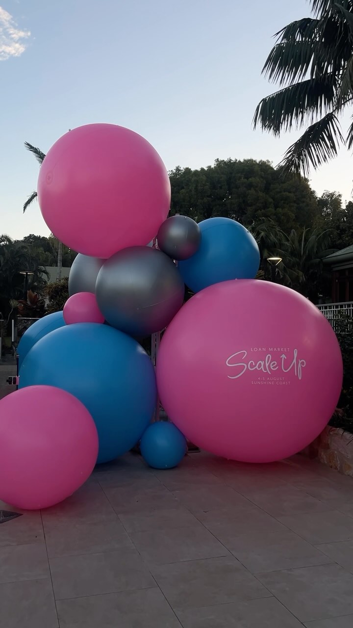 AOV went on Up (up, up) to the Novotel Twin Waters Resort on the Sunshine Coast at the start of August for this year’s @loanmarket_australia Scale Up Conference.
It was a jam-packed couple of days, delivering bespoke plenary stage sets, gala dinner theming, custom activations (like the giant ball pit for BankWest) and a full resort scale Miami Vice party.
Get in touch with the AOV Team to bring your next event to life!
#events #theming #eventproduction