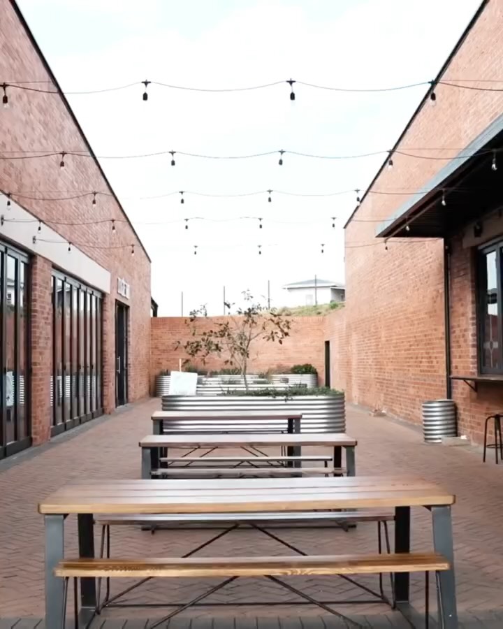 Meet our Neighbours, The Avenues Centre 🏠🛒
This is what living local looks like — just minutes from The Avenues Estate. From everyday essentials to local favourites, you’ll find everything you need right around the corner at the friendly, family-run grocery store, the trusted hair salon, the vibrant garden nursery, the boutique home décor studios, and more! @theavenuescentre
It’s convenience with a community heart.
#TheAvenuesEstate #TheAvenuesCentre #HiltonLiving #LocalLiving #SupportLocal #Community #HomeSweetHome #AvenuesLife #Neighbourhood