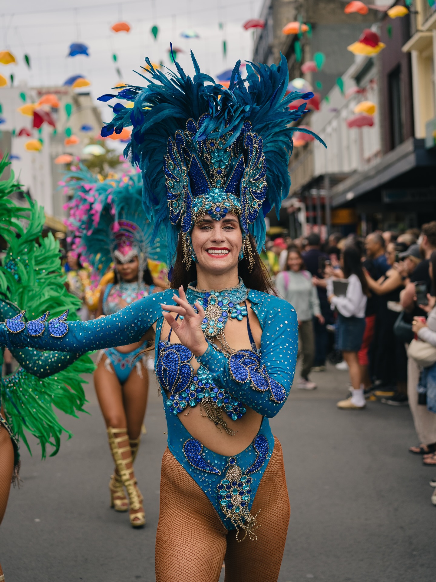 Good luck girls competing in Australia this weekend 🥰❤️
You were born Queens no matter what ❤️
Have the best time, be you and shine 🇧🇷✊🏾
.
.
.
#sambadancers