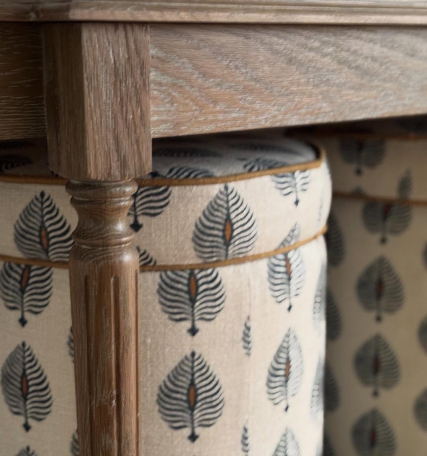 Entrance hall design. #entrancehall Pics from my Penthouse project in st John’s Wood. #interiordesign #londoninterior #renovation #homestyling #goldersgreen #finchley #hampstead #millhill #design #designer #architecture #homedesign #eastFinchley #moderndesign #interiordesign #moodboard #styling #interiorlondon #kitchenisland #kitchendesign #mood board. #homeoffice