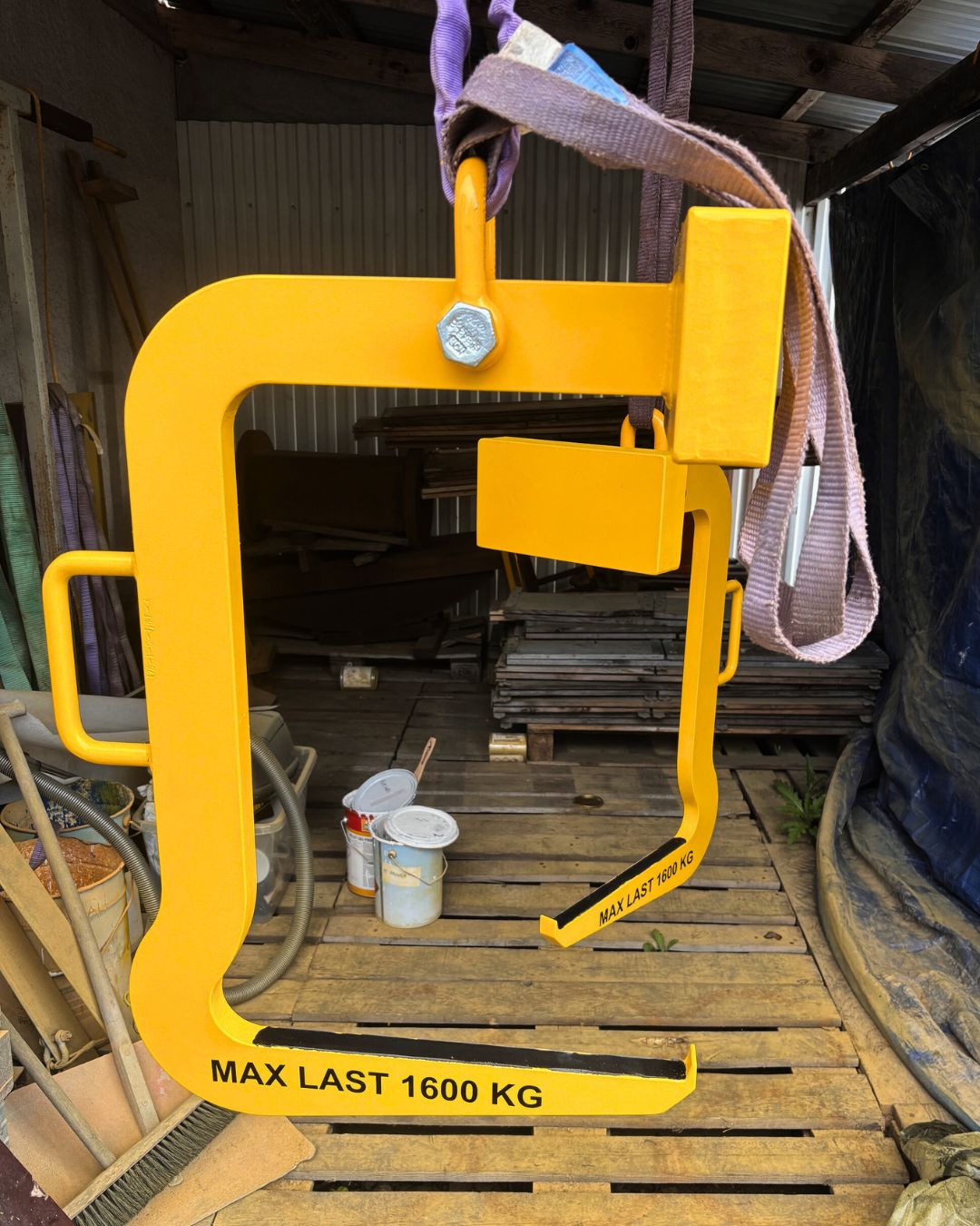 C-krokar med fasta motvikter ⚖️
• Tillverkad enligt kundens ritning
• För maskin- & metallarbeten
• Stabil balans med och utan last
Er anpassning är vår standard.
#lyftok #metallarbeten #skräddarsytt #lyftteknik #säkerhet