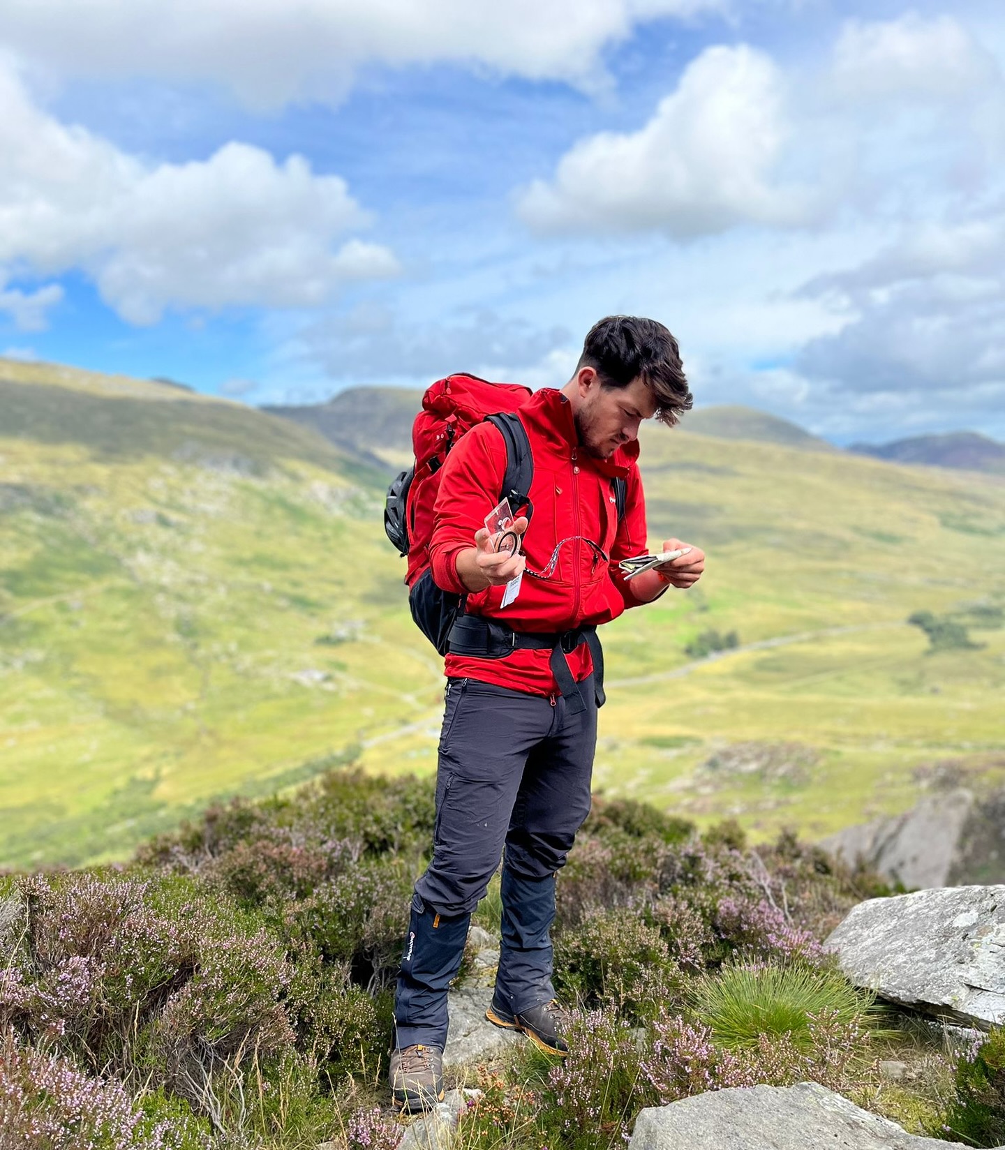 Read my blog on why I’m excited to partner with @harveymaps; they bring out the best in the UK and whether I’m in the mountains in British Summer weather (rain!) or in the snowy Cairngorms, I like to go with what I trust and know. Also very execute for announce that when I put my new mountain training hill skills dates out that the participants will also receive a 10% off code for the Harvey’s online store! Link in Bio or here: https://www.nomadsadventure.net/post/nomads-x-harveys-a-navigational-master-class #workingtogether #harveysmaps #navigation #adventure #mountainleader #mountains #mountainlifestyle #adventure #adventuretime #explore #UK #scotland #winterclimbing #british @montaneofficial @mountainequipment @scarpa_uk @rab.equipment