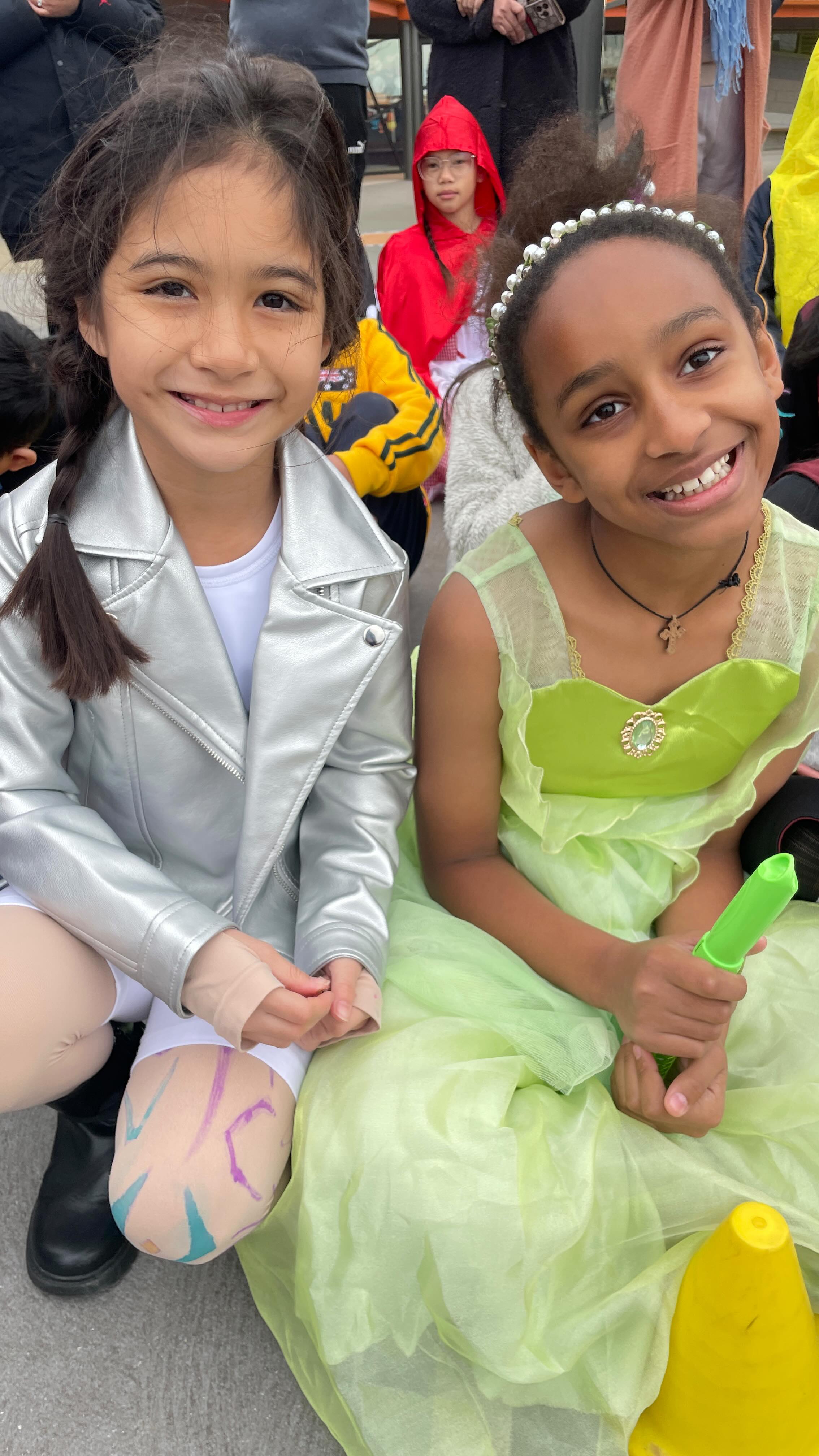 On Friday, we kicked off Book Week with a day of celebration! After a parade in the morning, children worked in multi-age groups to listen to a number of the shortlisted texts and responded to each one using their creativity and collaboration skills. An amazing buzz filled our learning spaces, generating excitement about all things books and reading! 📚💫💙💛