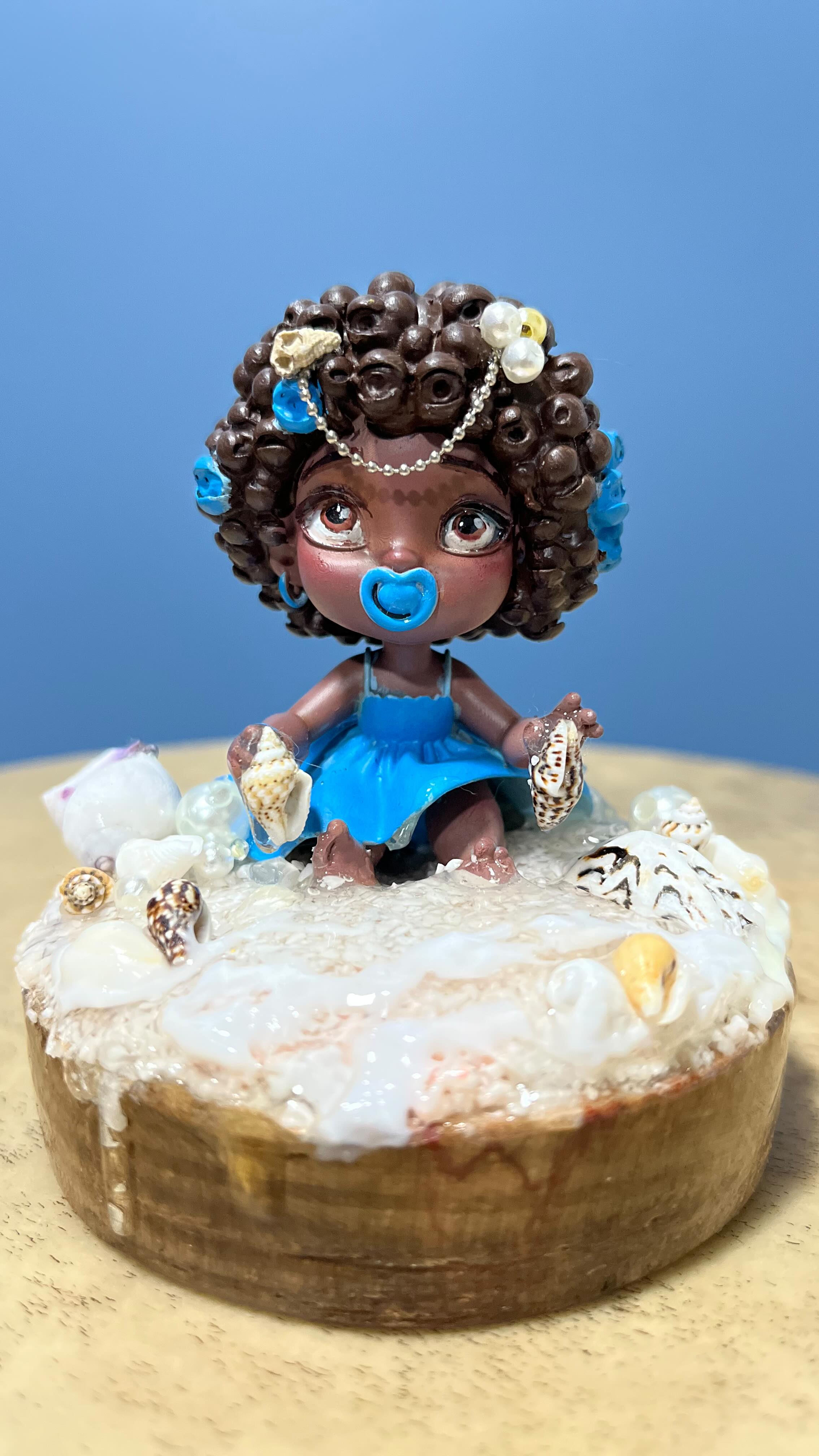 Aruanda’s Doll
✨Ter seu Orixá… sua entidade… do jeitinho q vc quer. Só me chamar q faço pra vc!✨
Só chamar no WhatsApp ou no direct e eu faço pra vc 😉
#bonecospersonalizados #bonecos #biscuit #colecionaveis #escultura #sculture #dolls #funko #funkopersonalizado #artesã #feitoamao #feitopormim