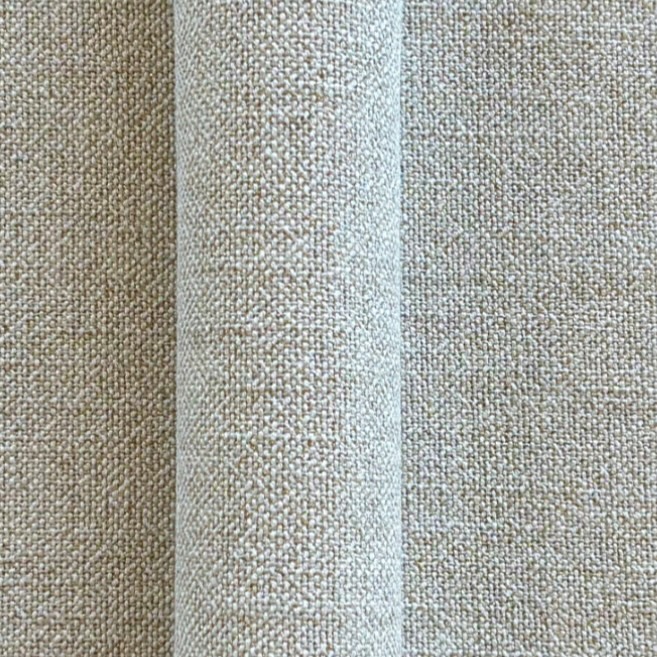 @gretchenbellingerinc turns plain weave into a fashion moment with her
stylishly understated Rue 31™ plain weave.
Named after the address of Coco Chanel’s first boutique
(31 Rue Cambon), Rue 31™ echoes all the qualities
that made the fashion house a legend:
simplicity, timelessness, perfection.