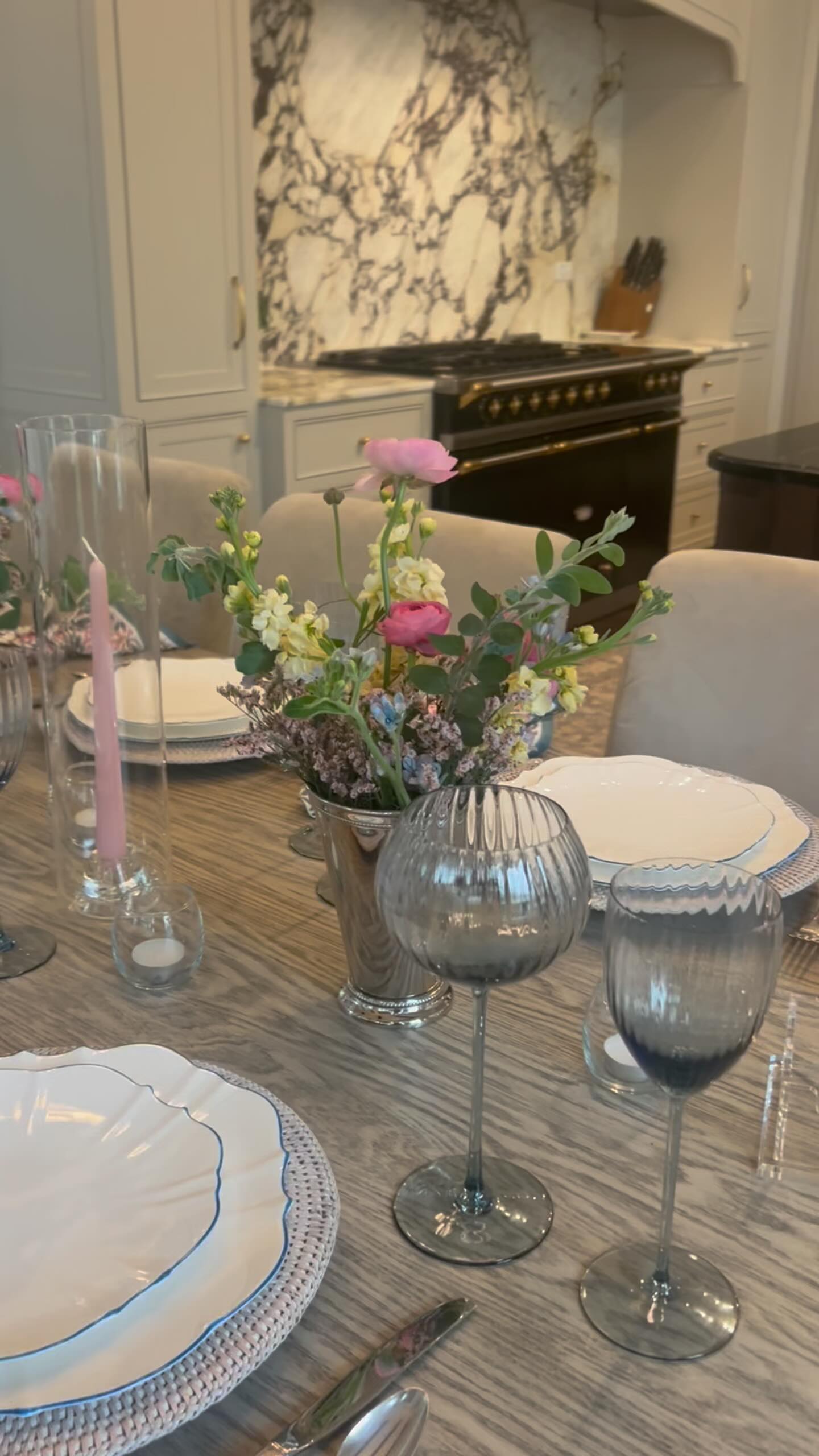 Make a statement at your next gathering with our exquisite Quinn dinnerware collection, ideal for special occasions. Let us style Quinn for you โจ
Reach out for inquiries!
#tabletop #tablesetting #dinnerparty #tabledesign #tablescapestyling #celebration #engagement #weddingdesign