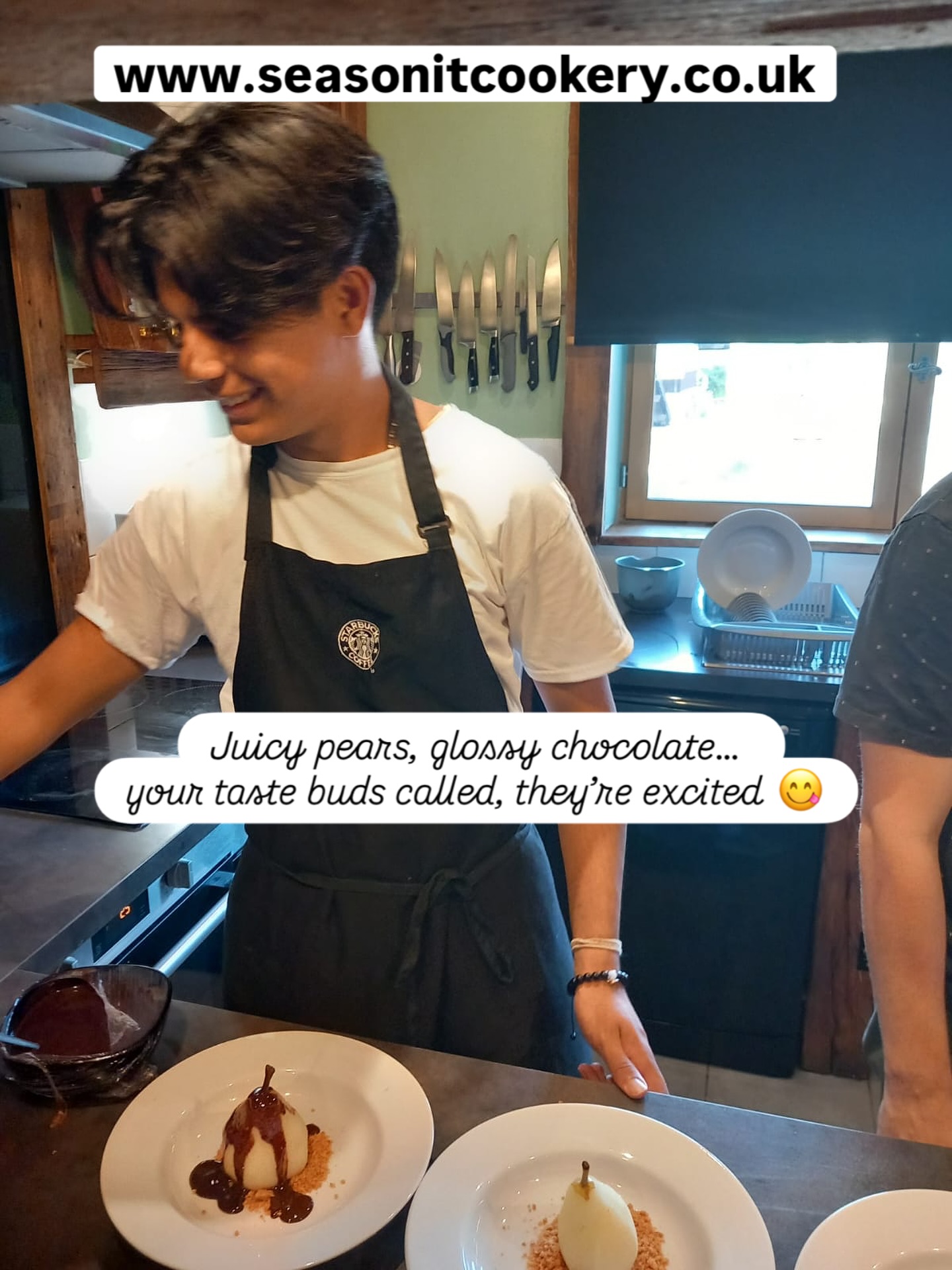 🍐✨ Sweet, simple, spectacular! ✨🍫
Treat yourself (or your family) to a Pear Helen with Chocolate Sauce — a dessert that looks fancy but is super easy to make:
• Juicy pears poached or roasted to perfection
• Drizzled with rich, glossy chocolate sauce
• Optional: a sprinkle of nuts or a dollop of cream for extra indulgence
This is exactly the kind of recipe we love teaching on Season It Cookery — quick, delicious, and a little bit chef-level magic on the plate. 🎨👩🍳
Your taste buds (and Instagram feed) will thank you! 😋
👉 Learn this and more: www.seasonitcookery.co.uk
#seasonitcookery #dofe #youthwithoutlimits #mumsnet #mumsnetparents