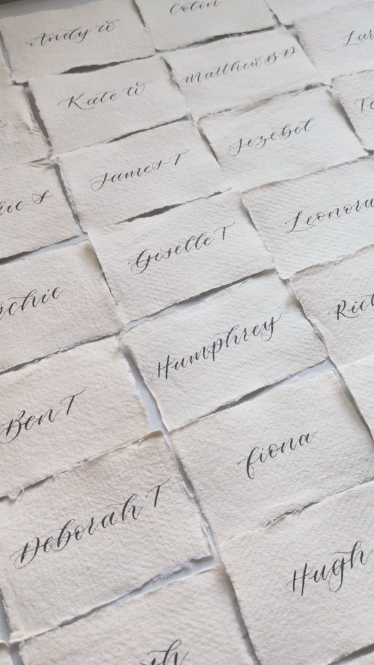 A sea of handmade cotton place cards ✨
Chef's kiss 🤌🏼
#CotswoldsCalligraphy #cotswoldssmallbusiness #cotswoldsweddingsupplier #cotswoldweddings #cotswoldsweddingbusiness #cottonhandmadepaper #cottonhandmade #whitepplacecards #WeddingDetails #weddingstationeryuk #weddingplacesetting #weddingplacecards #weddingplacenames #weddingplacecardideas #weddingblackandwhite #weddingclassicdecor #weddingclassic #gloucestershireweddingsuppliers #gloucestershirecalligraphy #gloucestershiresmallbusiness #gloucestershirebusinesses