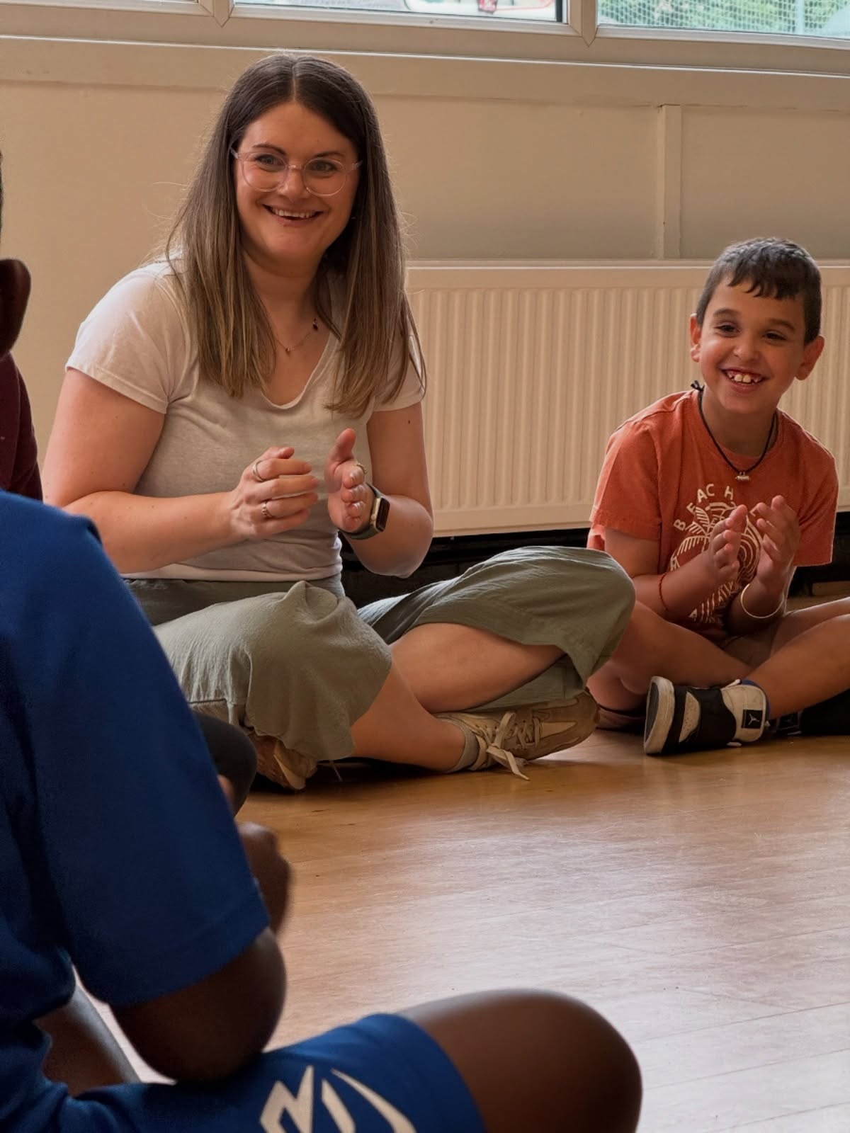 🎭 Focus, energy, and FUN!
At Cyclorama we always kick off rehearsals with games to get everyone connected, confident, and ready to perform. Today’s warm-up had the whole cast buzzing with energy ahead of their big week!
🌟 We are so proud of how our young performers have thrown themselves into this project – the commitment, teamwork, and talent is inspiring. Friday’s show is going to be something really special!
🌿 Want your child to experience this too? Our brand-new Youth Theatres in Croydon and Dulwich for ages 10+ launch this September.
📩 DM us the word jungle to get your info pack!
#croydonkids #dulwichmums #southlondondrama #youththeatre #croydonmums #croydondads #croydonlife